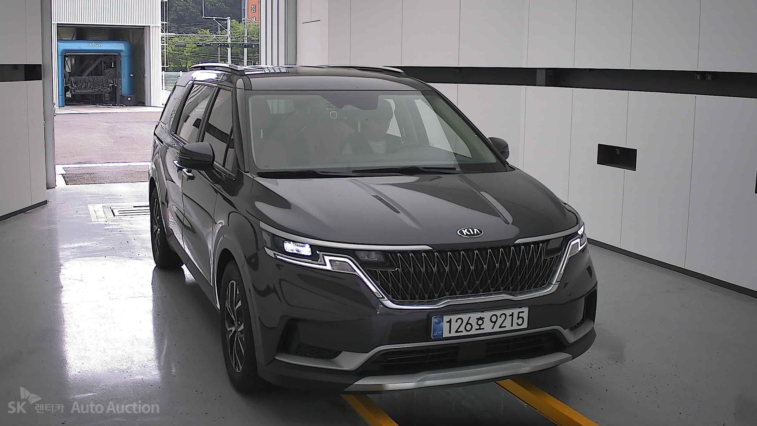2021 - kia carnival