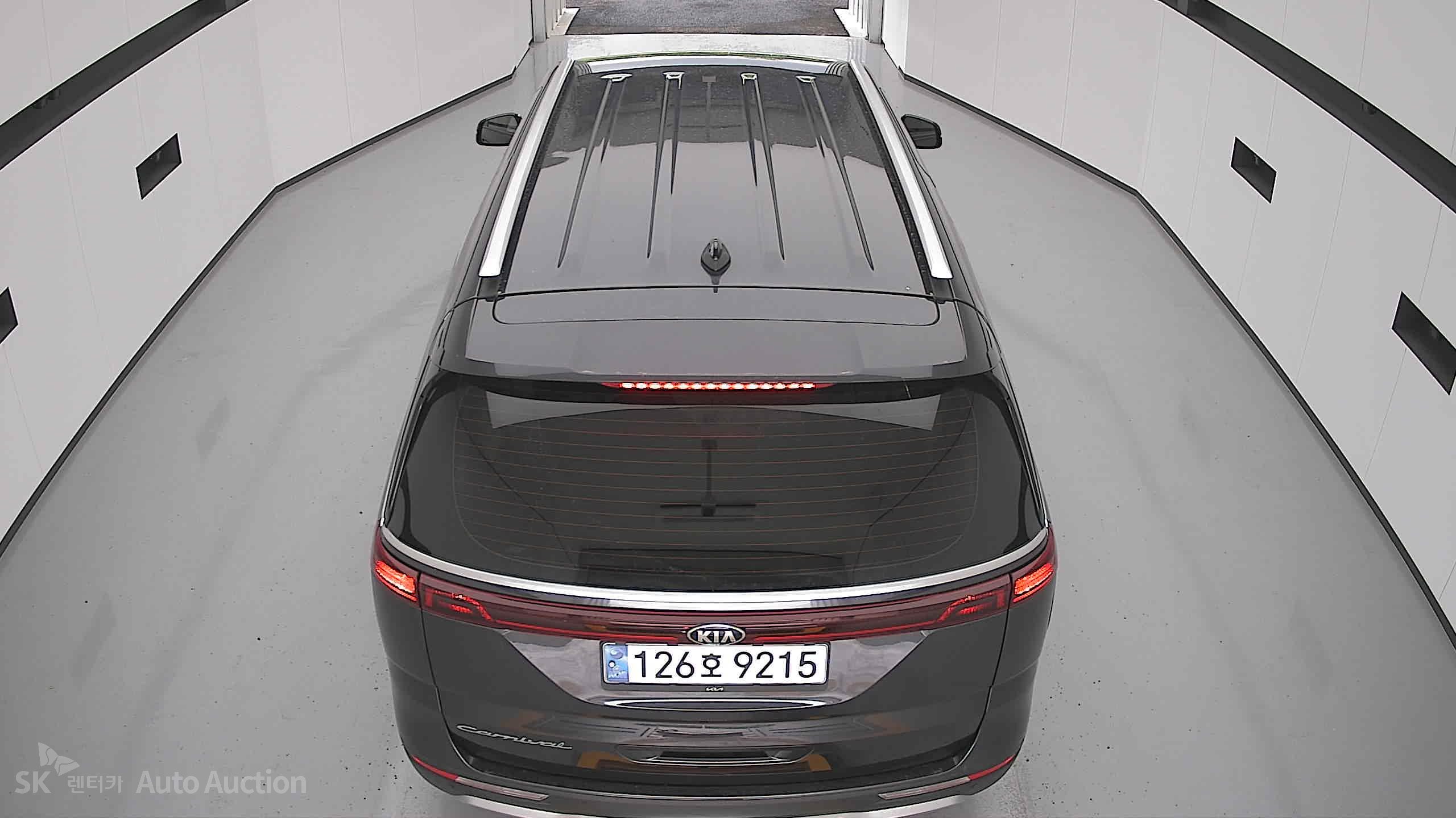 2021 - kia carnival