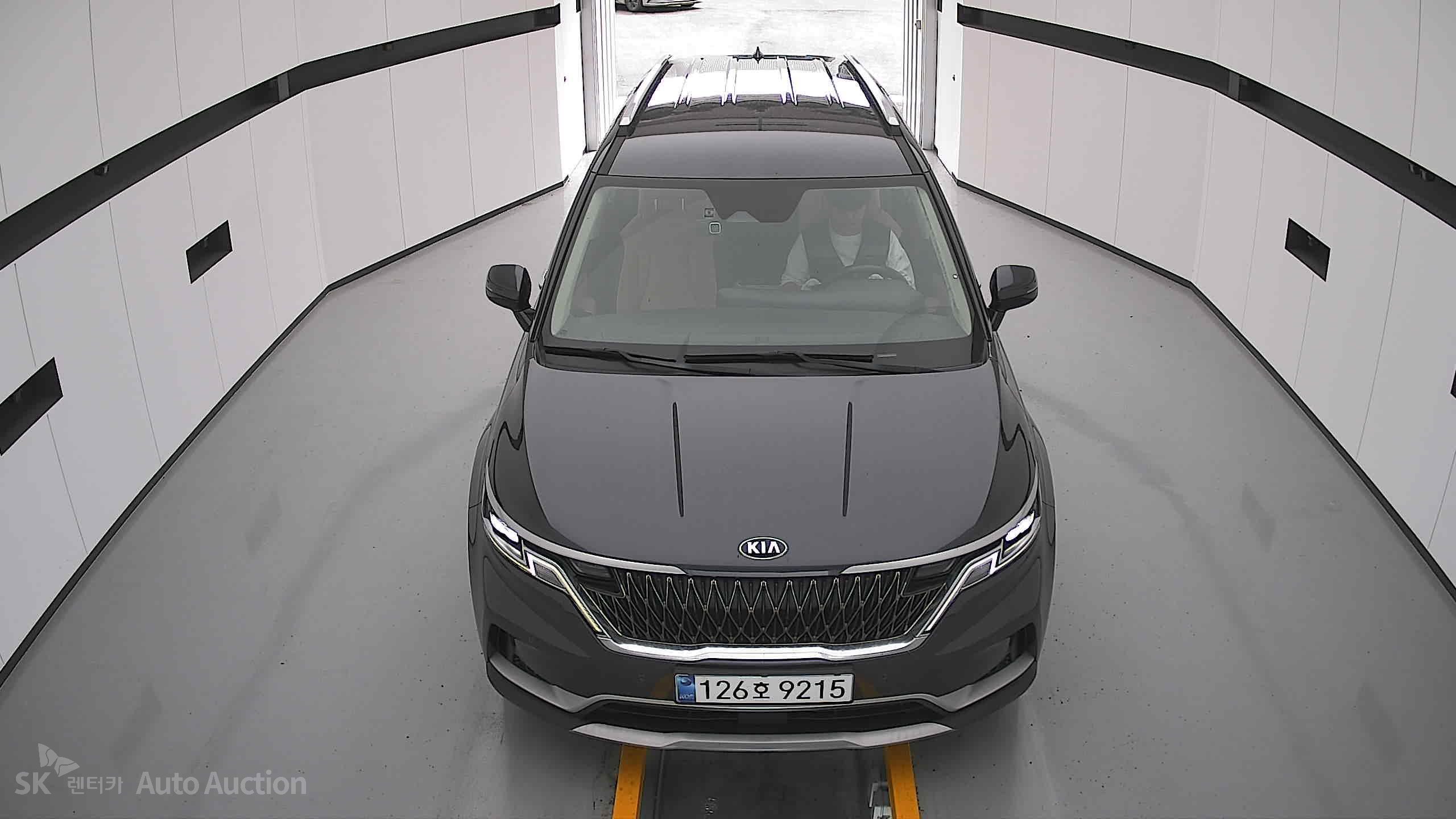 2021 - kia carnival
