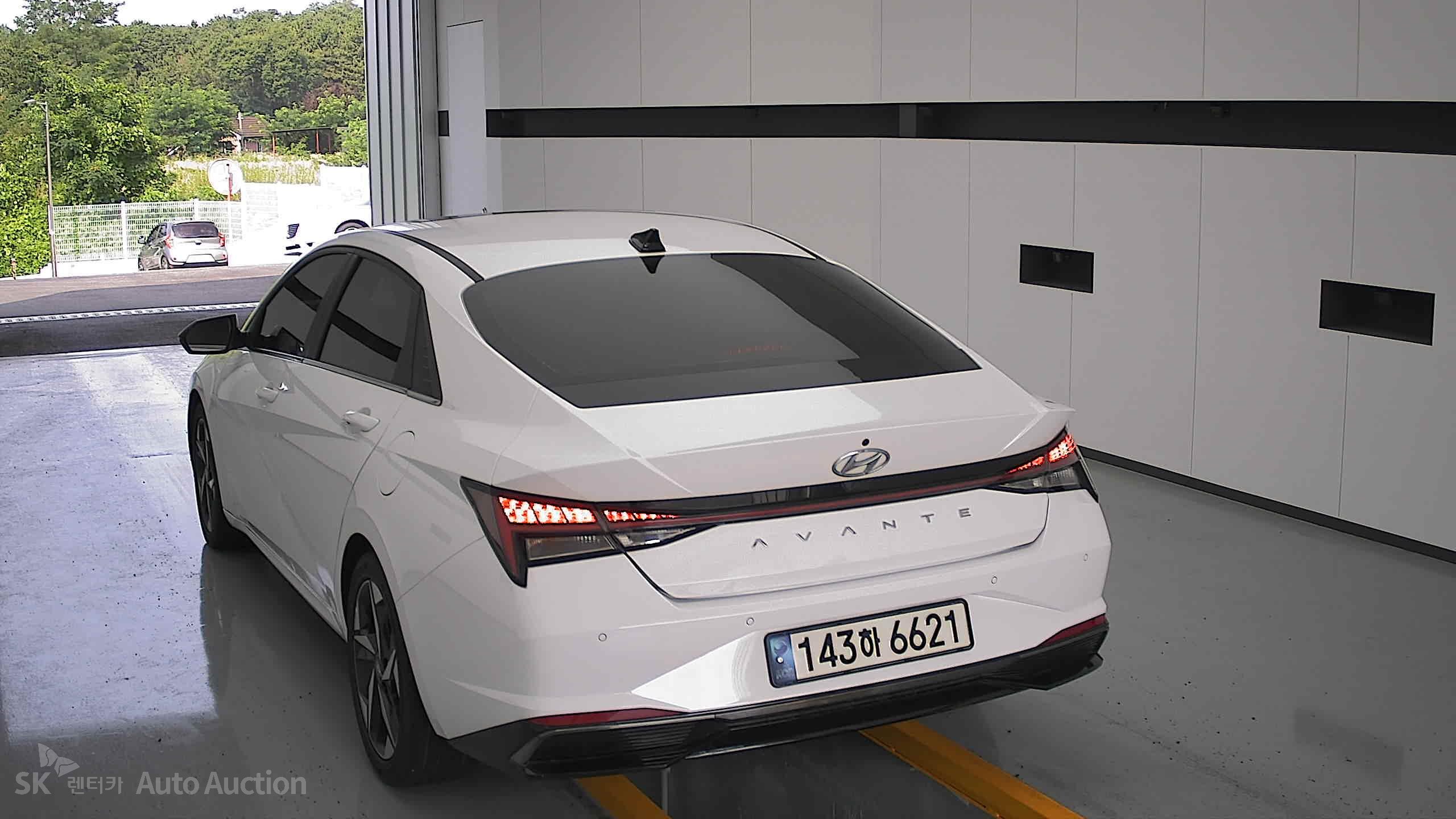 2023 - hyundai avante