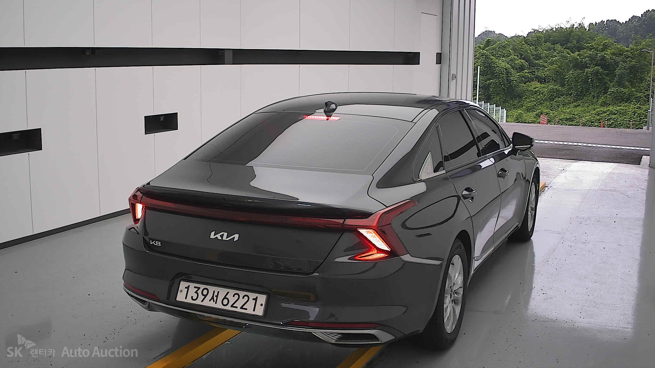 2023 - kia k8