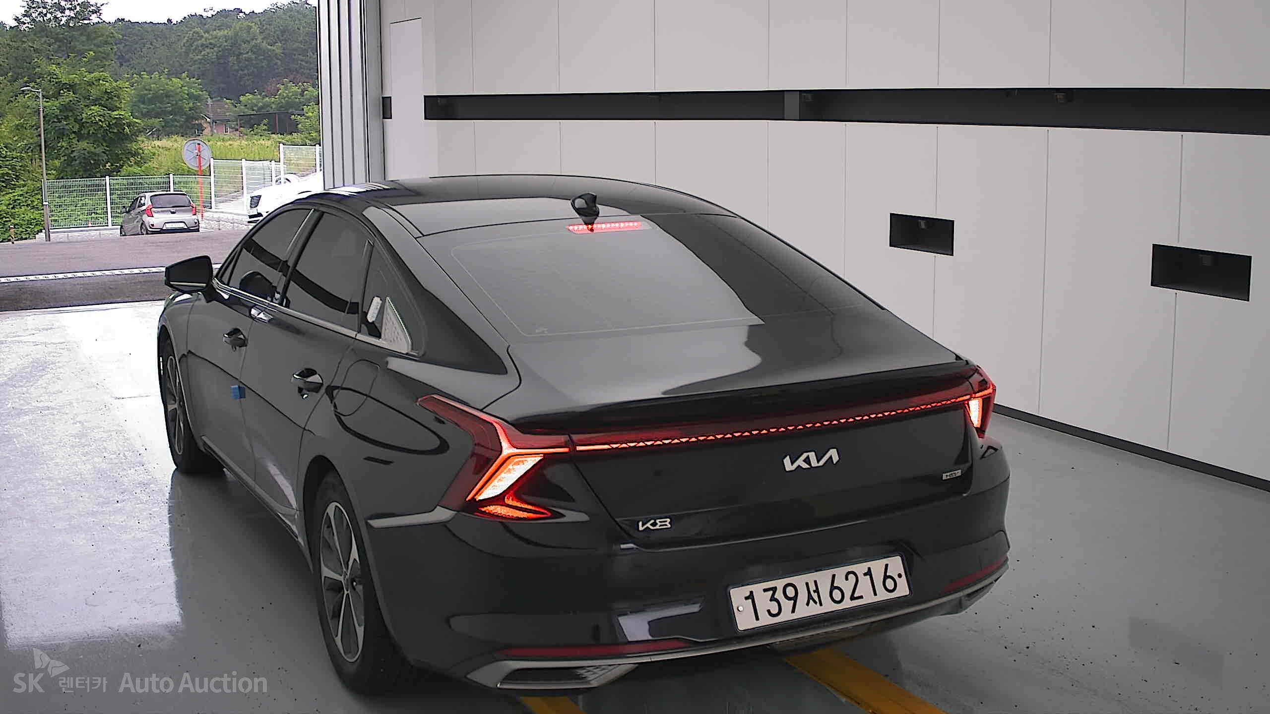 2023 - kia k8