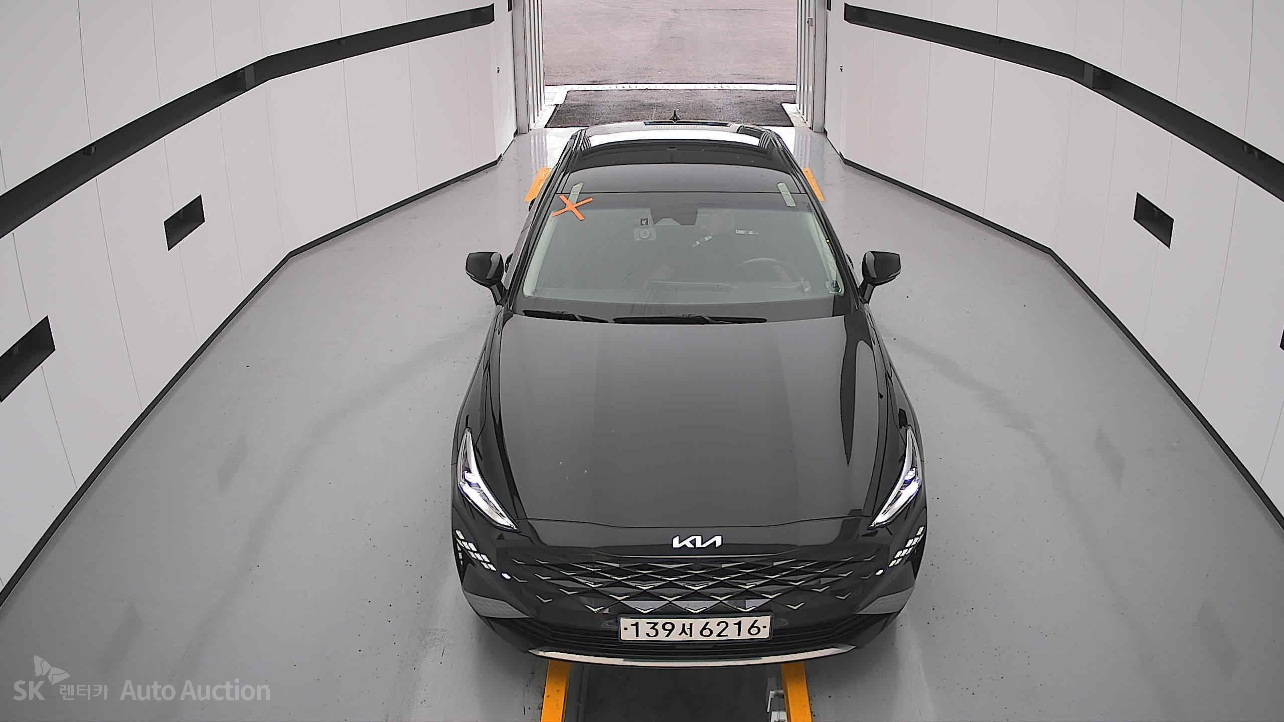 2023 - kia k8