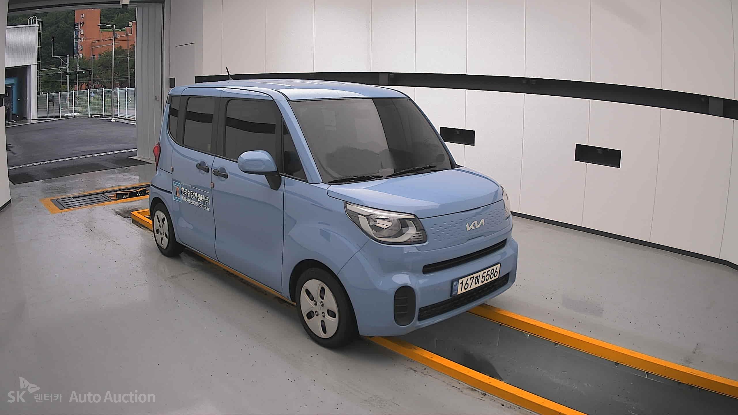 2022 - kia ray