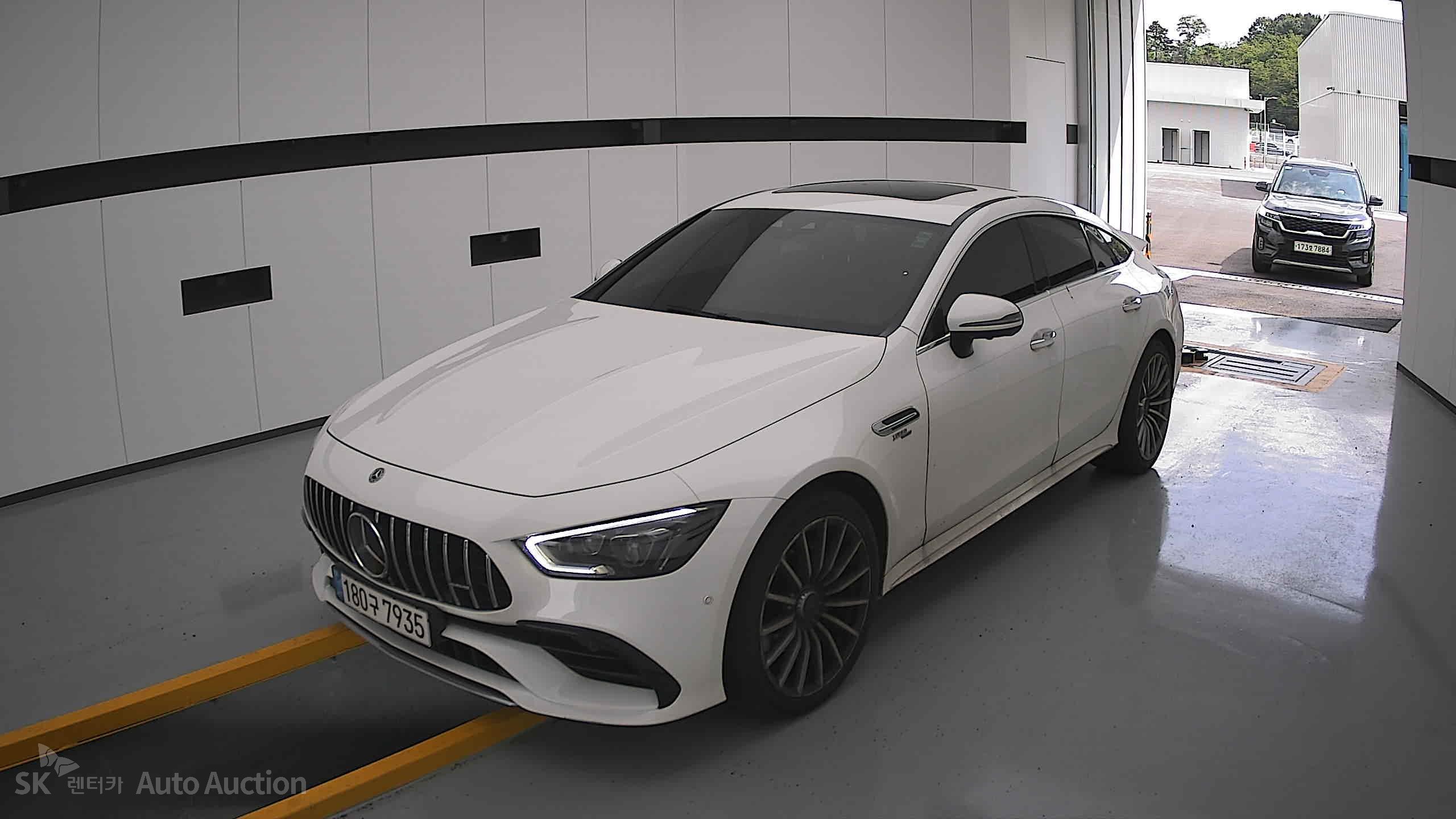 2021 - mercedes-benz amg gt 43