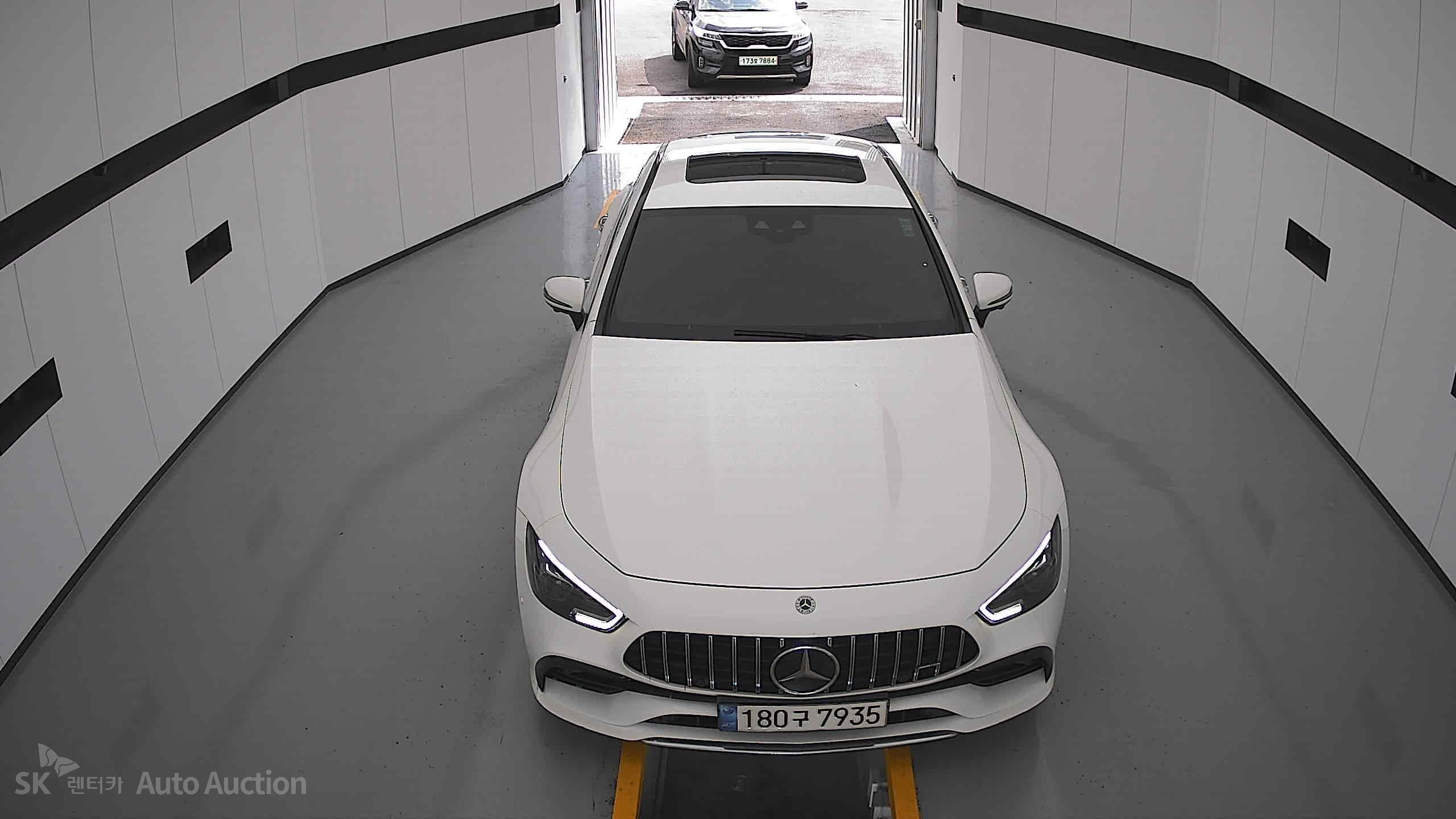 2021 - mercedes-benz amg gt 43