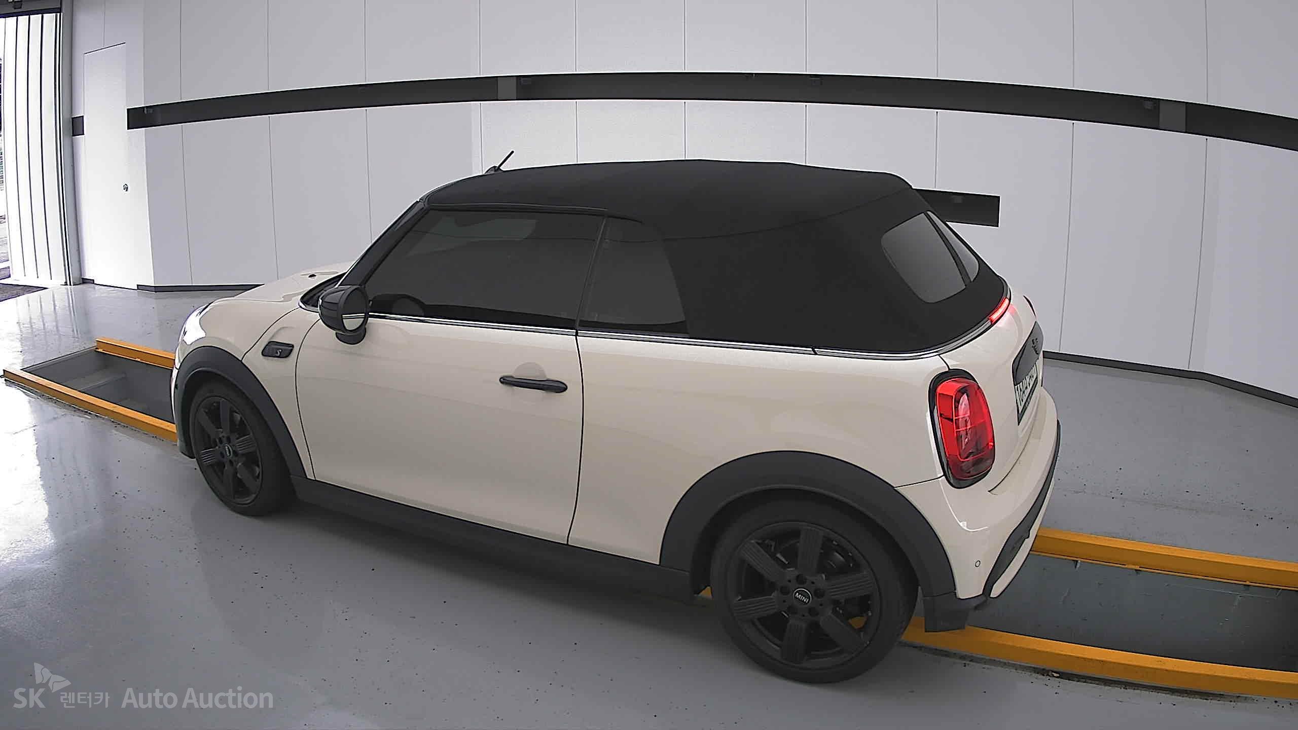 Mini Cooper 2022 — صورة 14