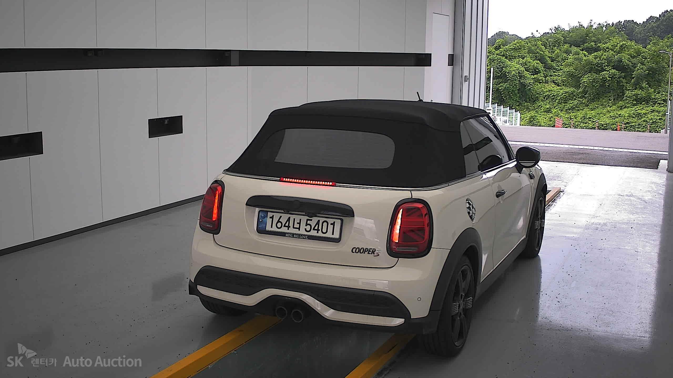 Mini Cooper 2022 — صورة 16