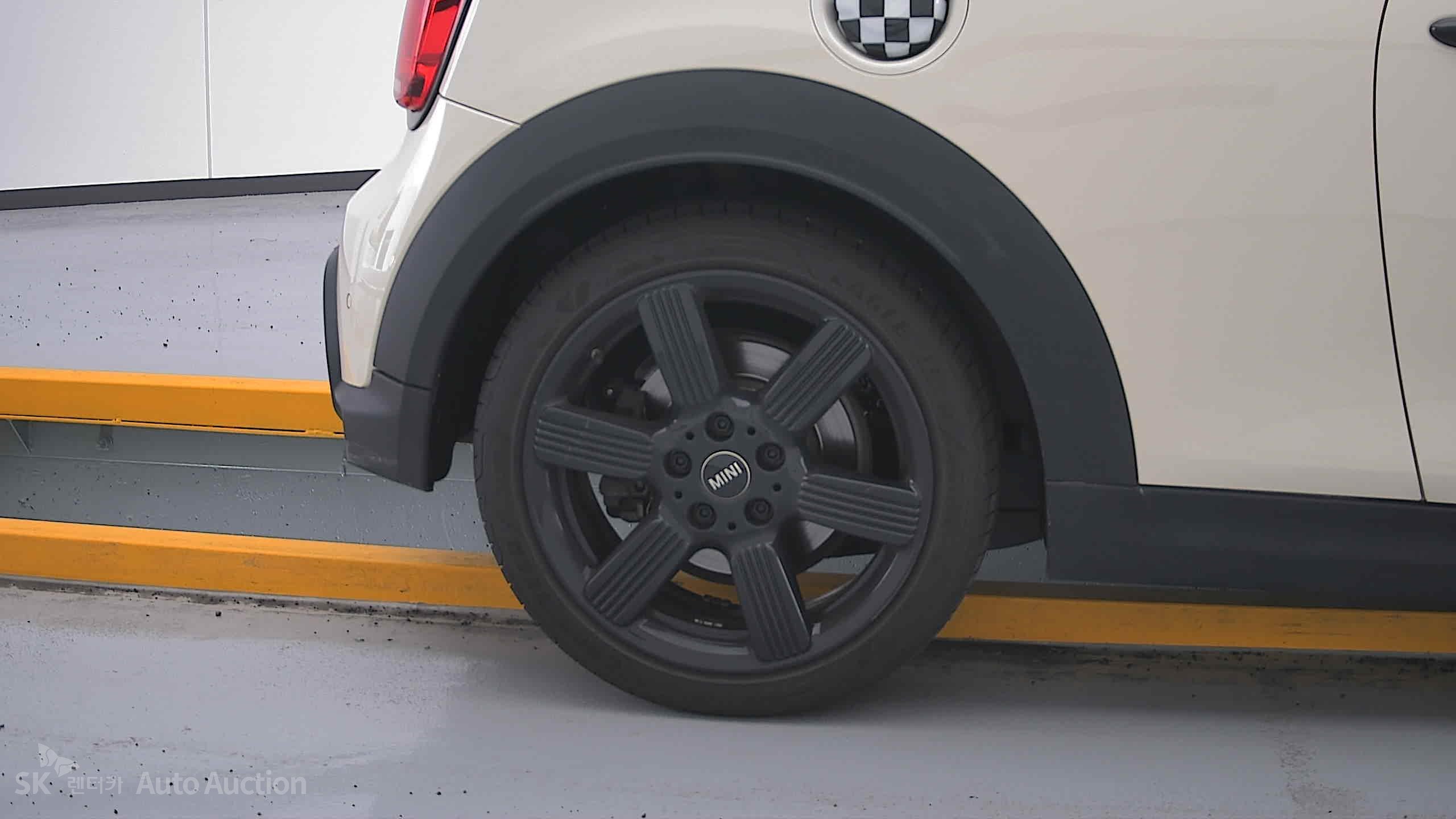 Mini Cooper 2022 — صورة 27