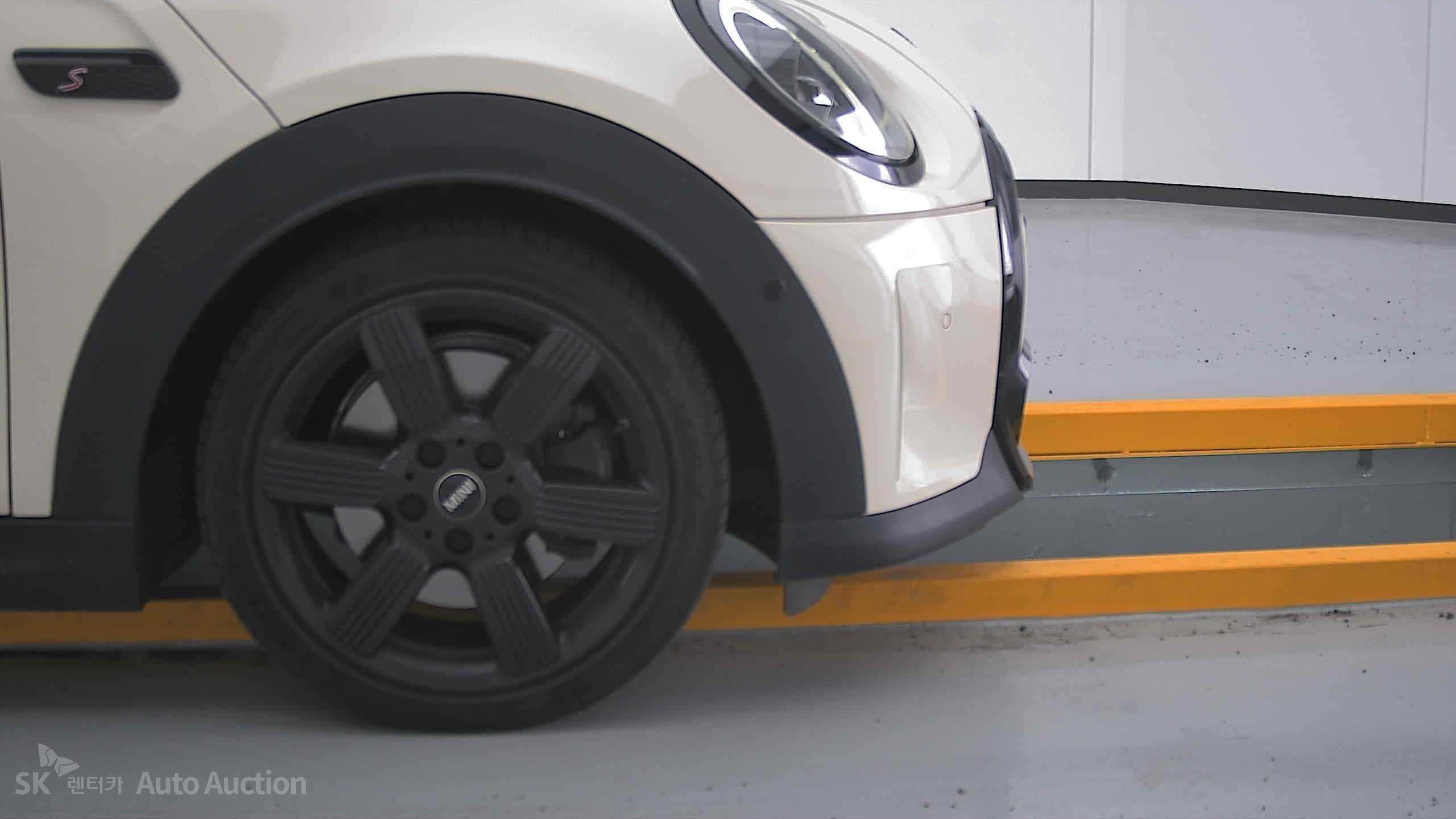 Mini Cooper 2022 — صورة 28
