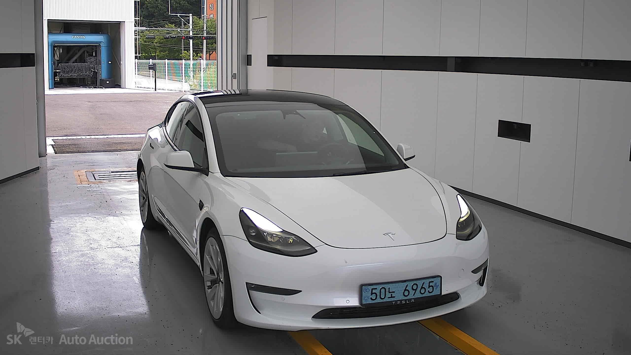 Tesla Model 3 2022 — صورة 22
