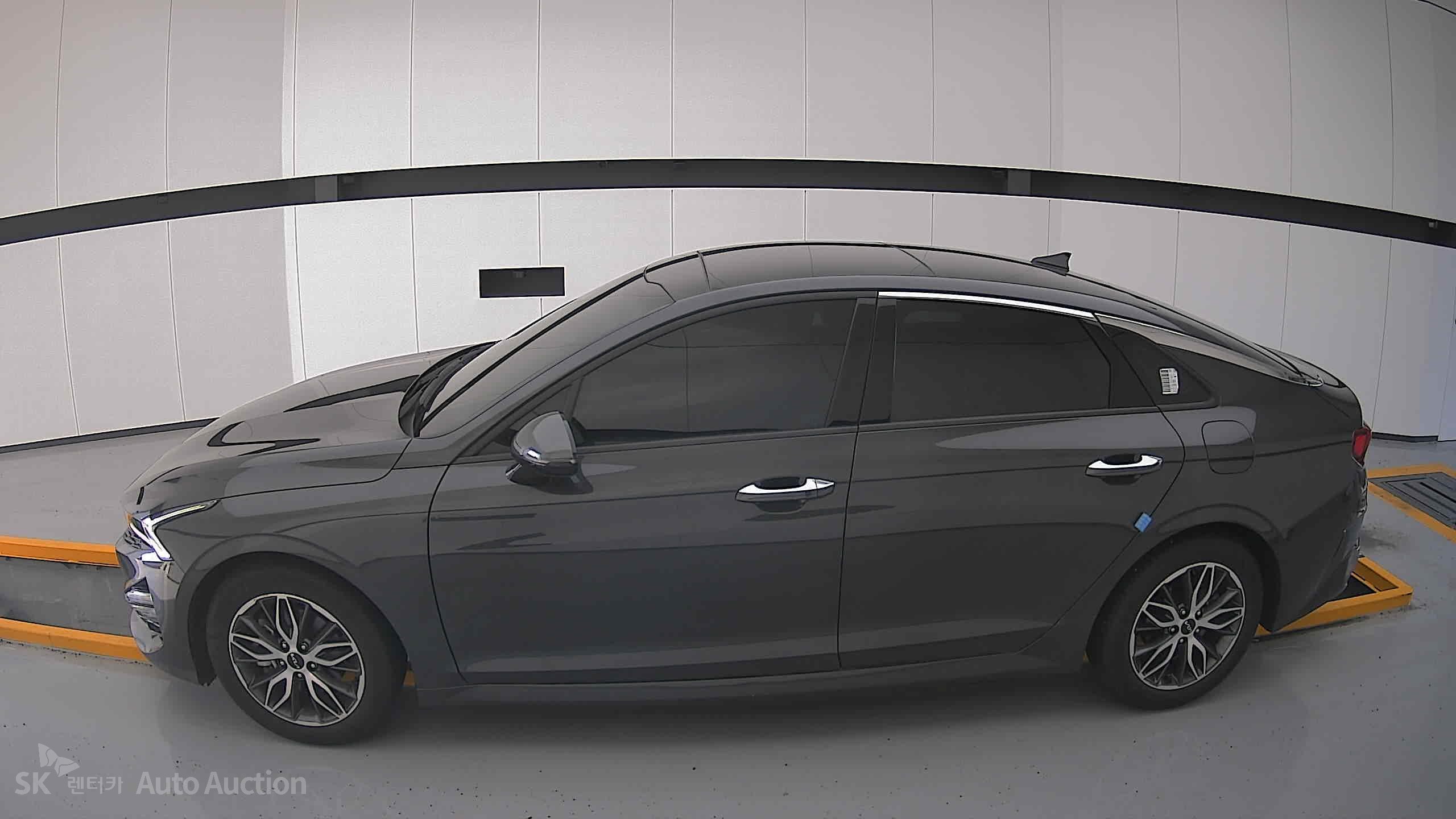 2023 - kia k5