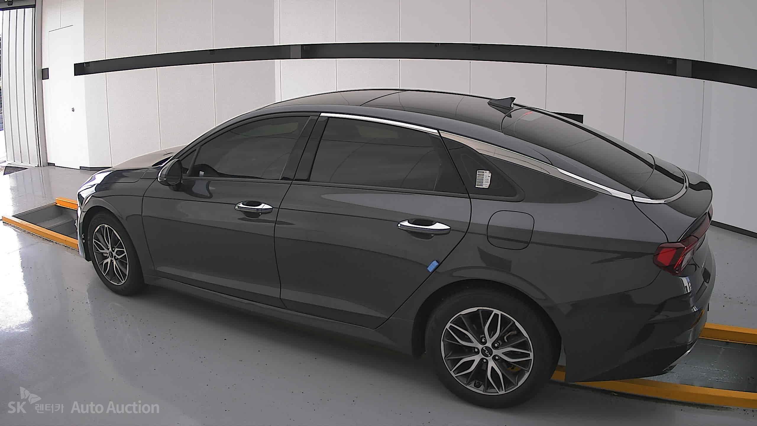 2023 - kia k5