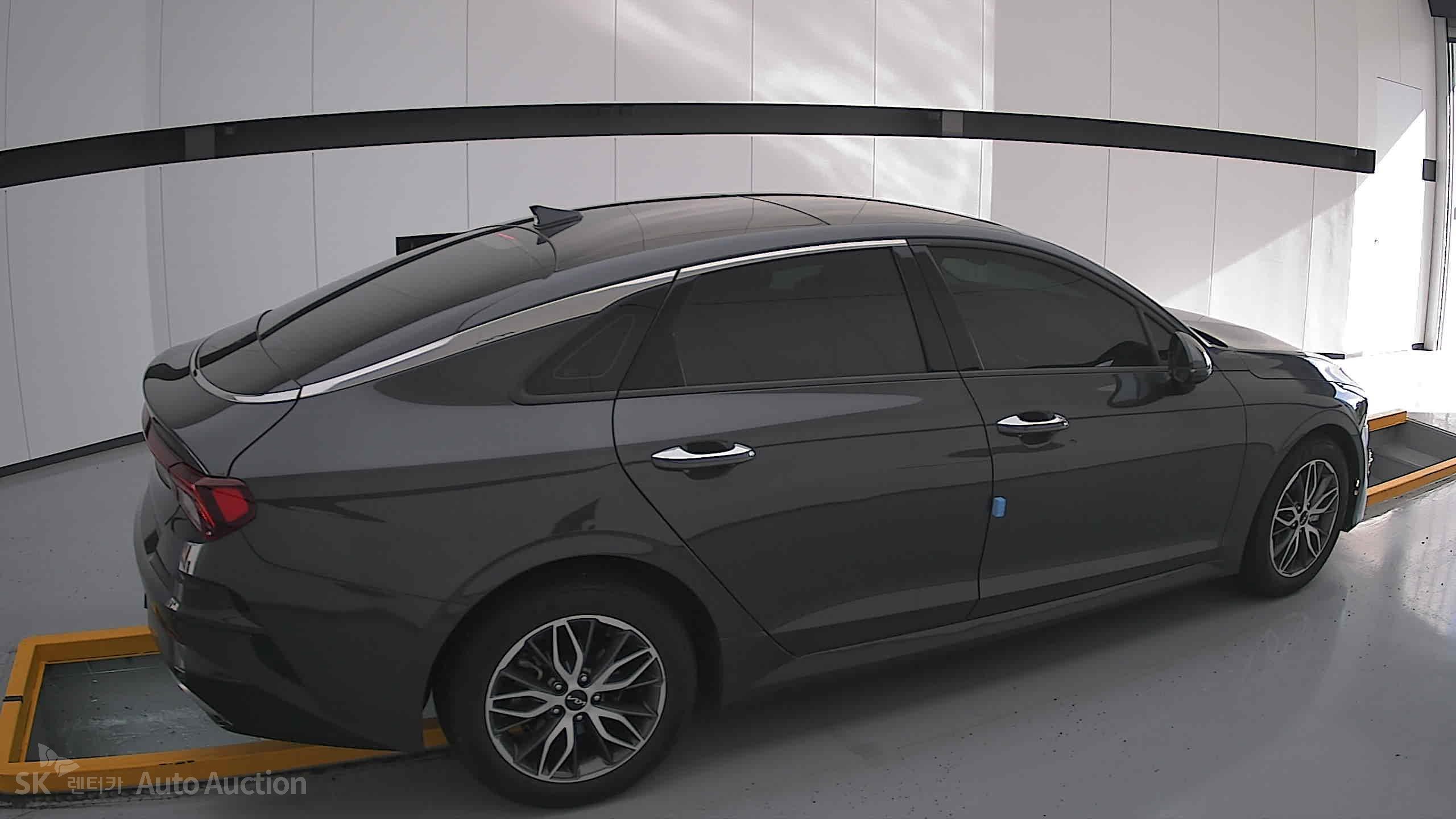 2023 - kia k5