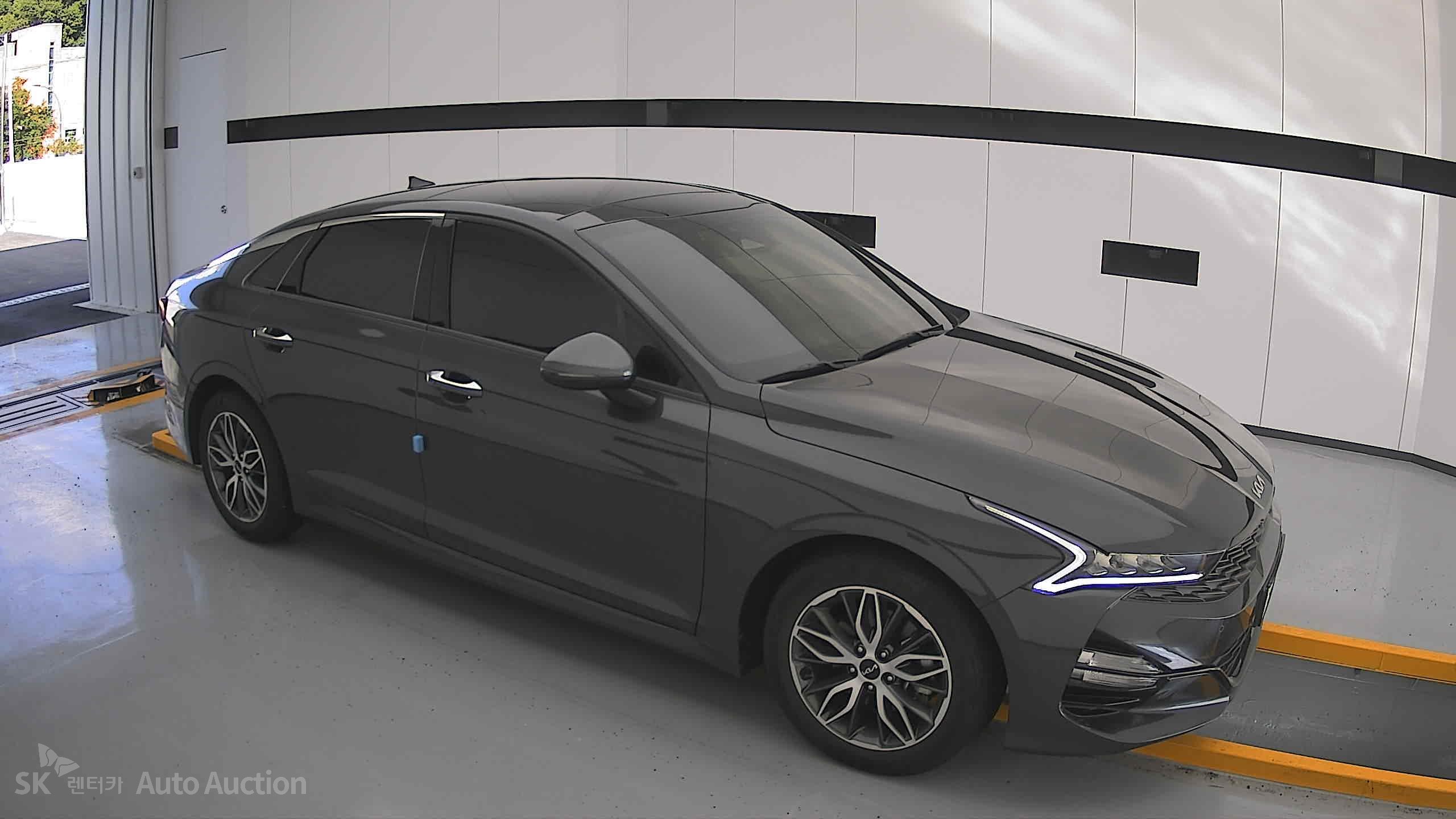 2023 - kia k5