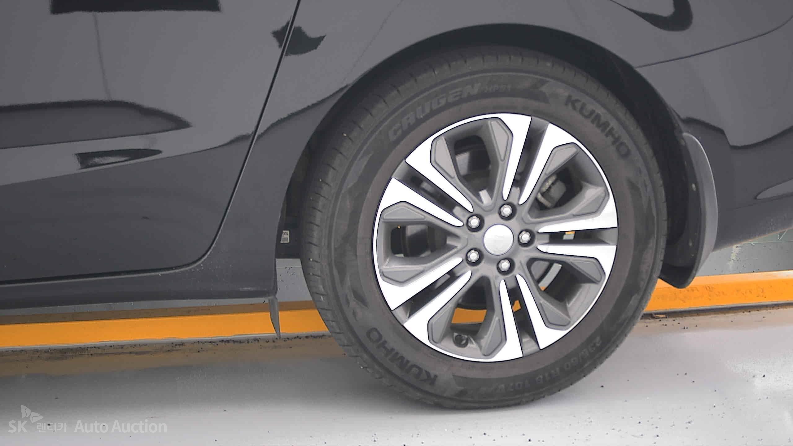 2019 - kia carnival