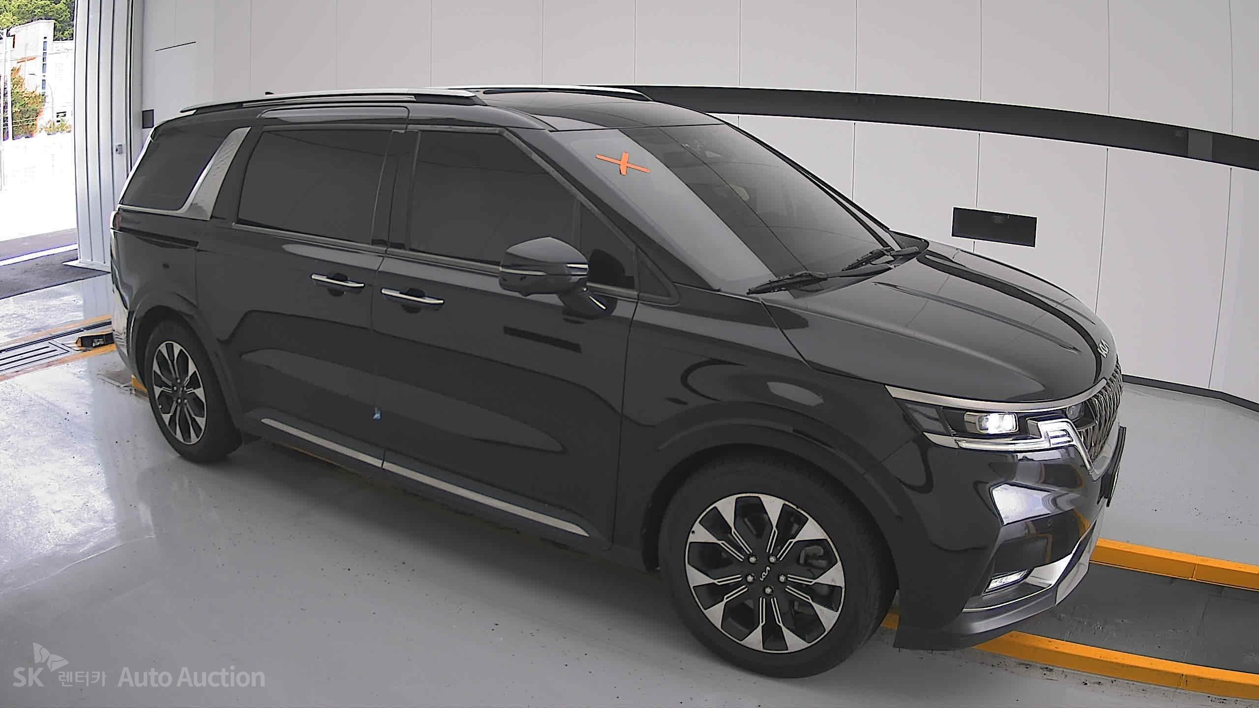 2023 - kia carnival
