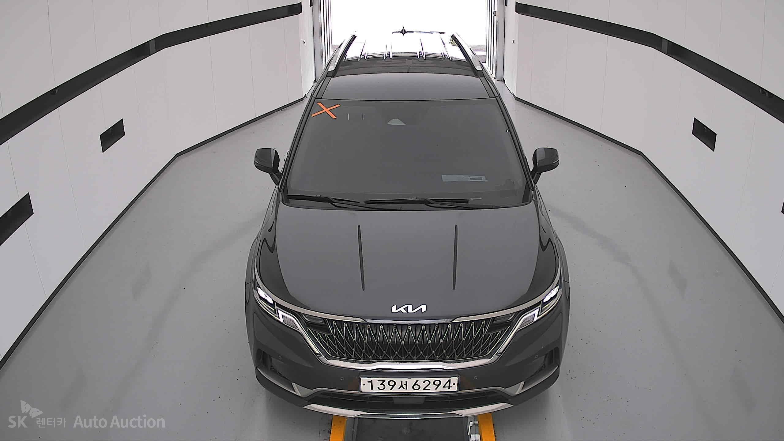 2023 - kia carnival