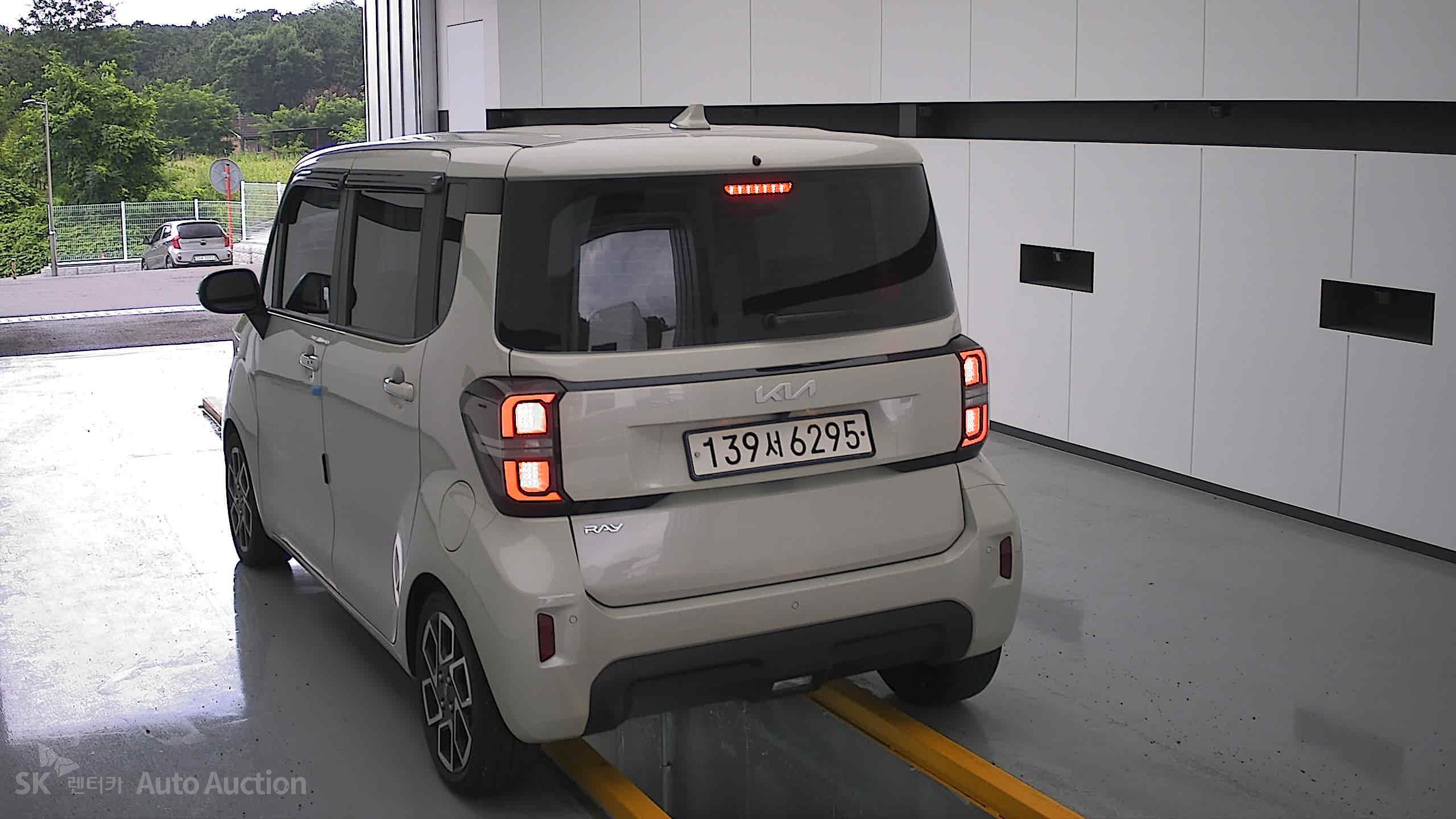 2023 - kia ray