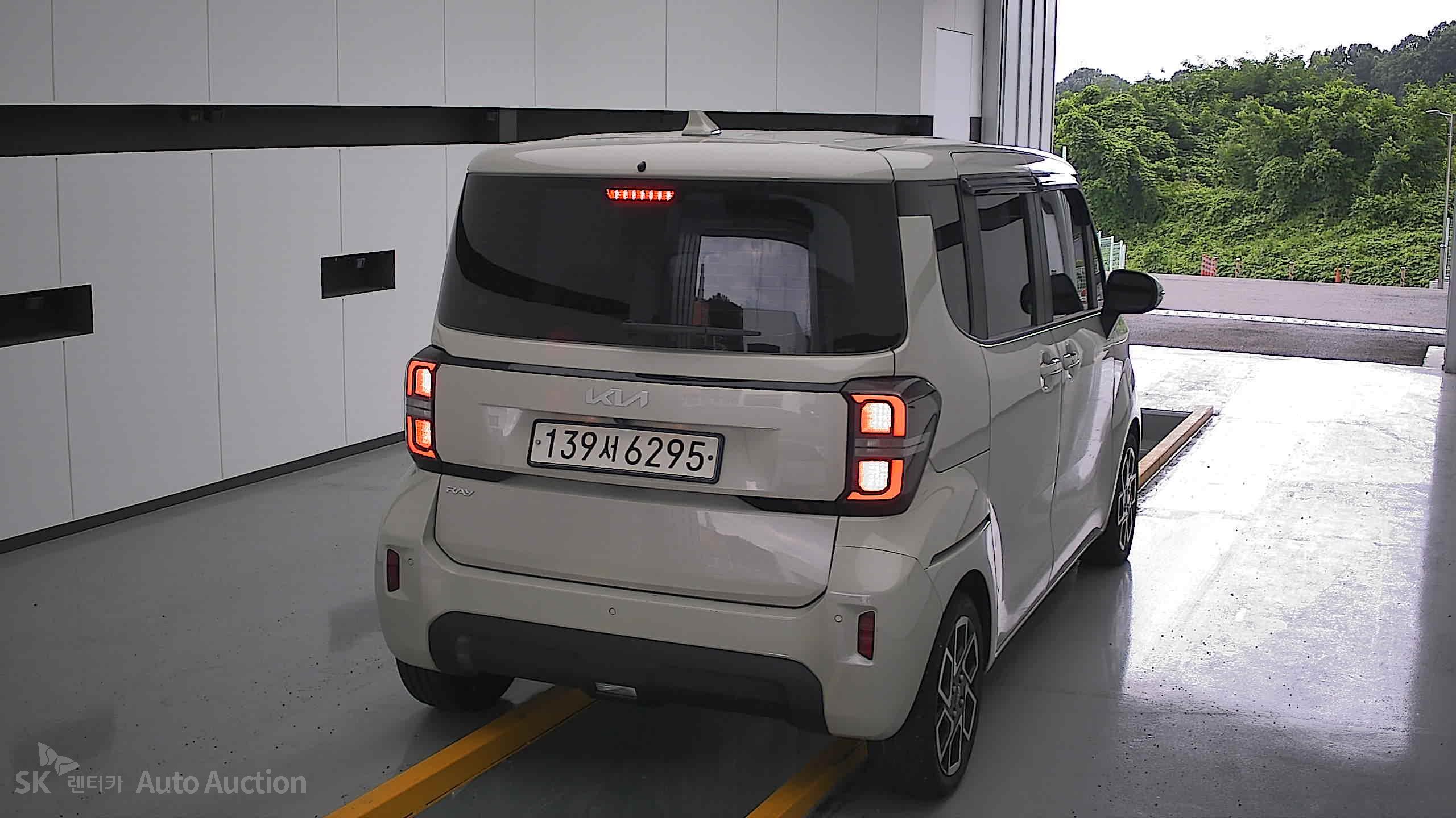 2023 - kia ray