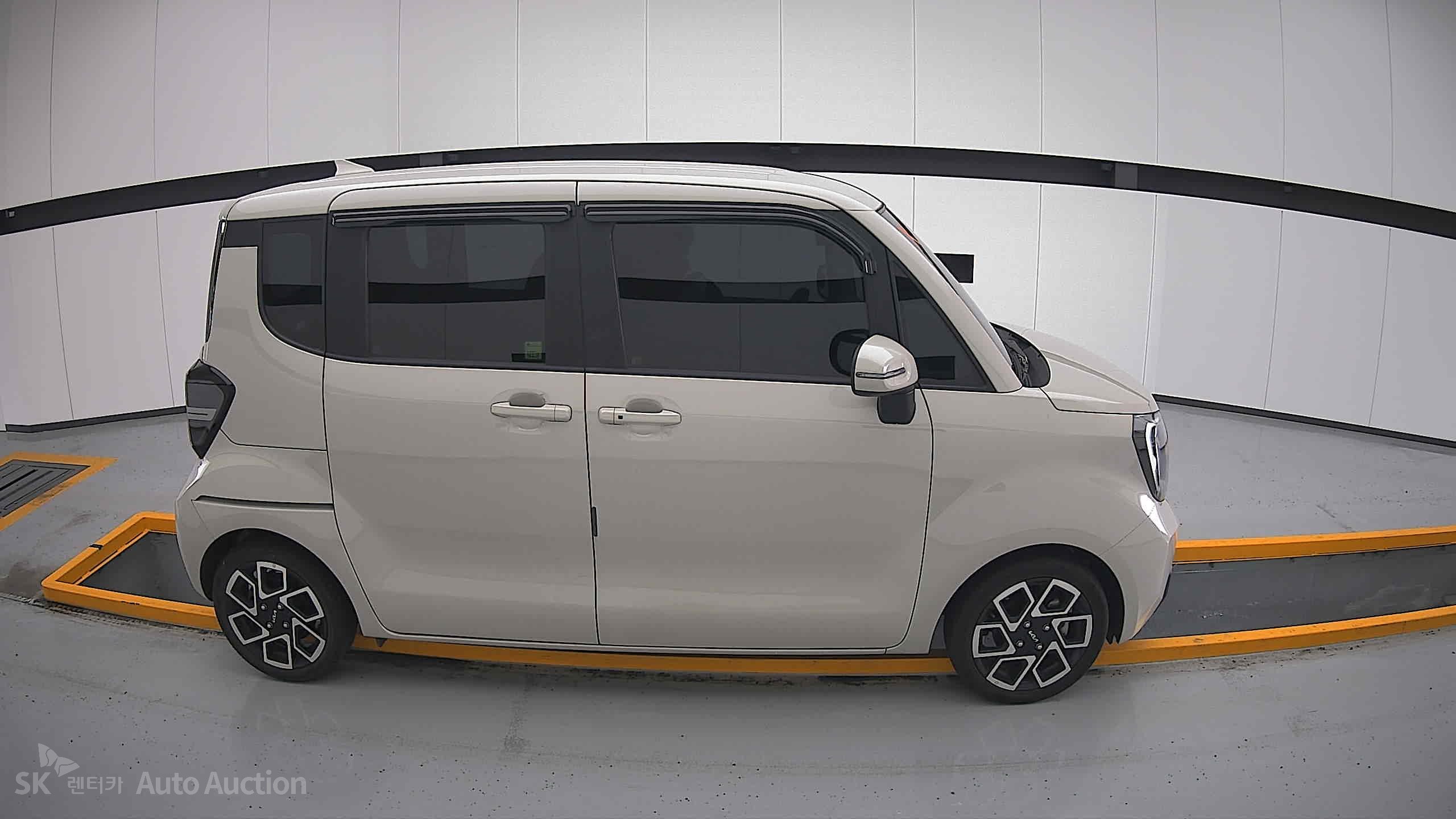 2023 - kia ray