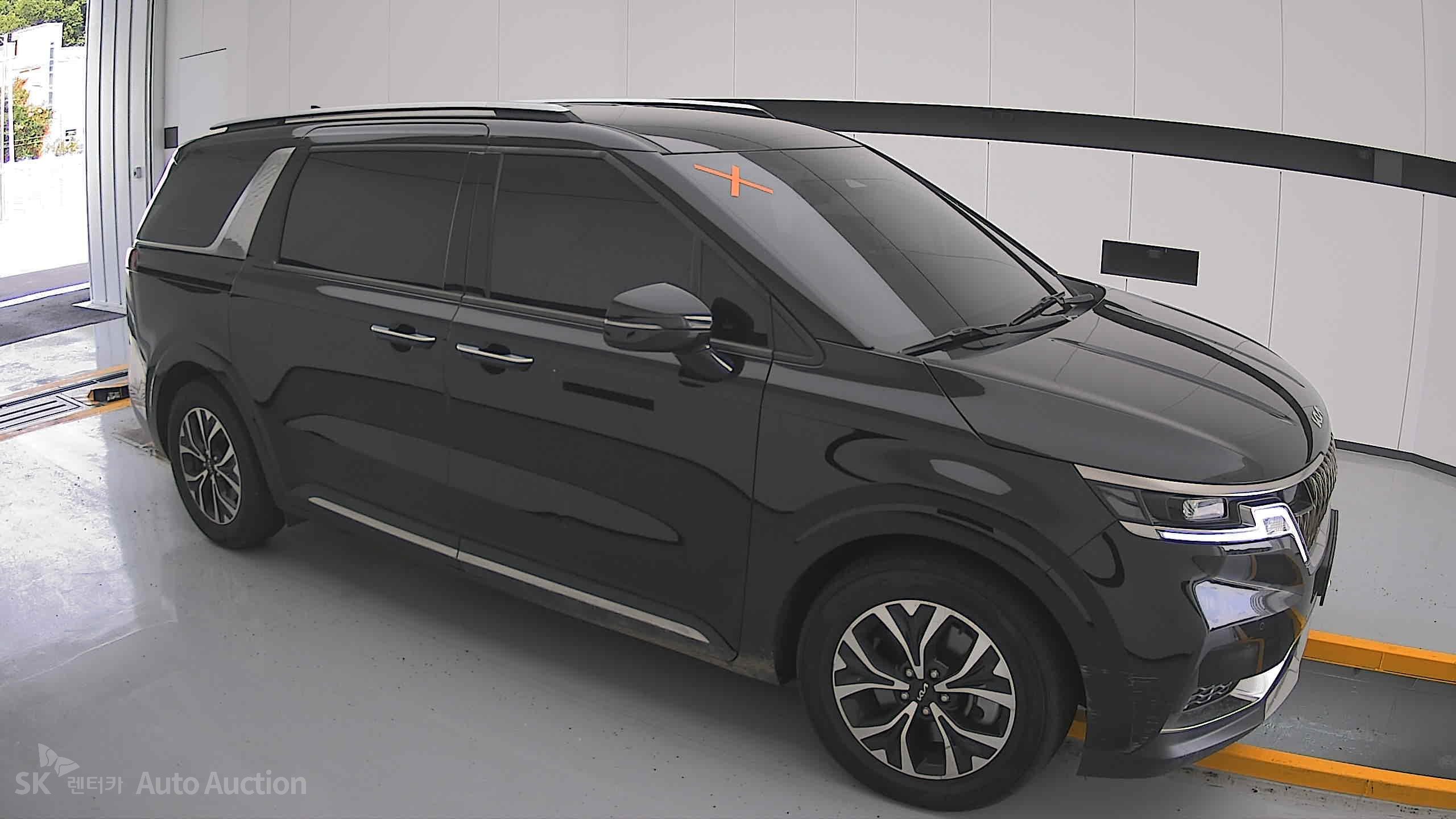 2023 - kia carnival