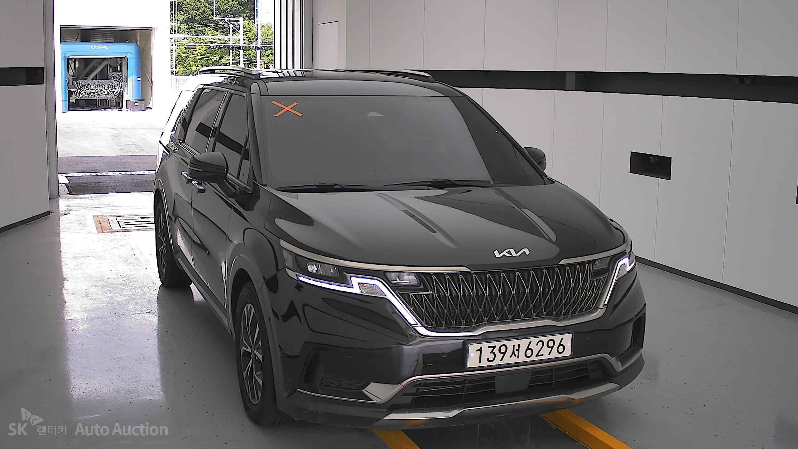 2023 - kia carnival