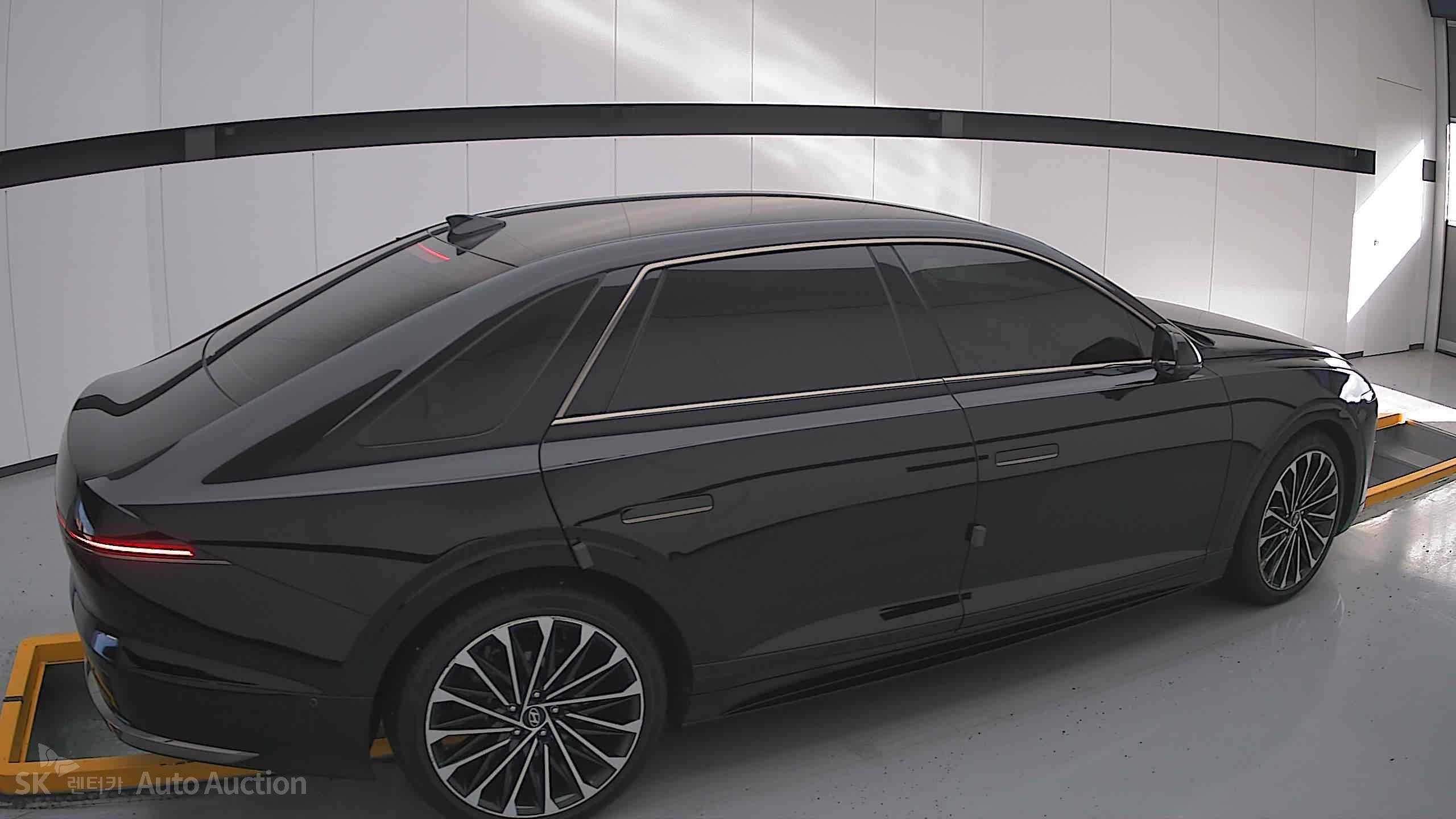 هيونداي All-New Grandeur 2024 — صورة 18