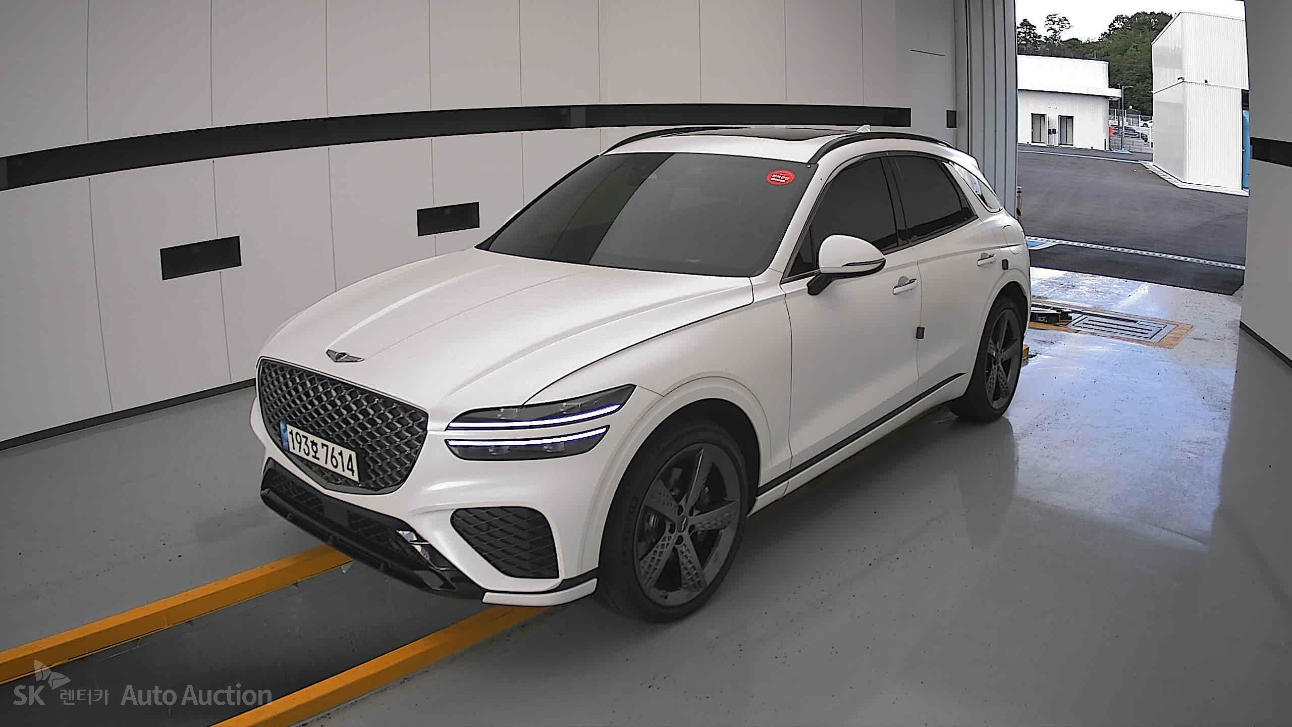2023 - genesis gv70
