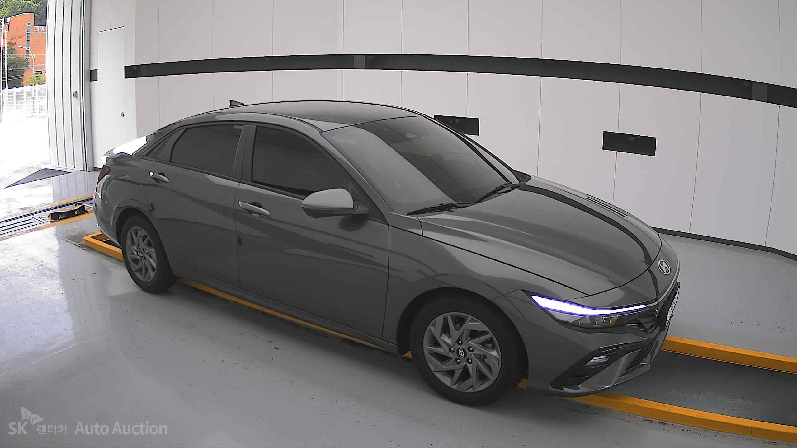 2025 - hyundai avante