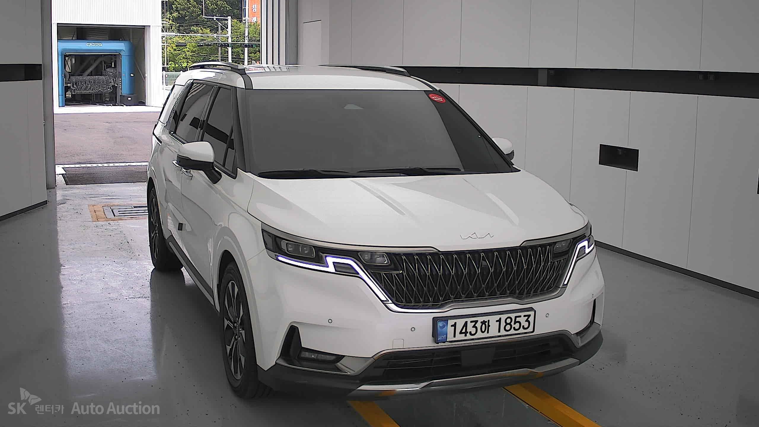 2023 - kia carnival