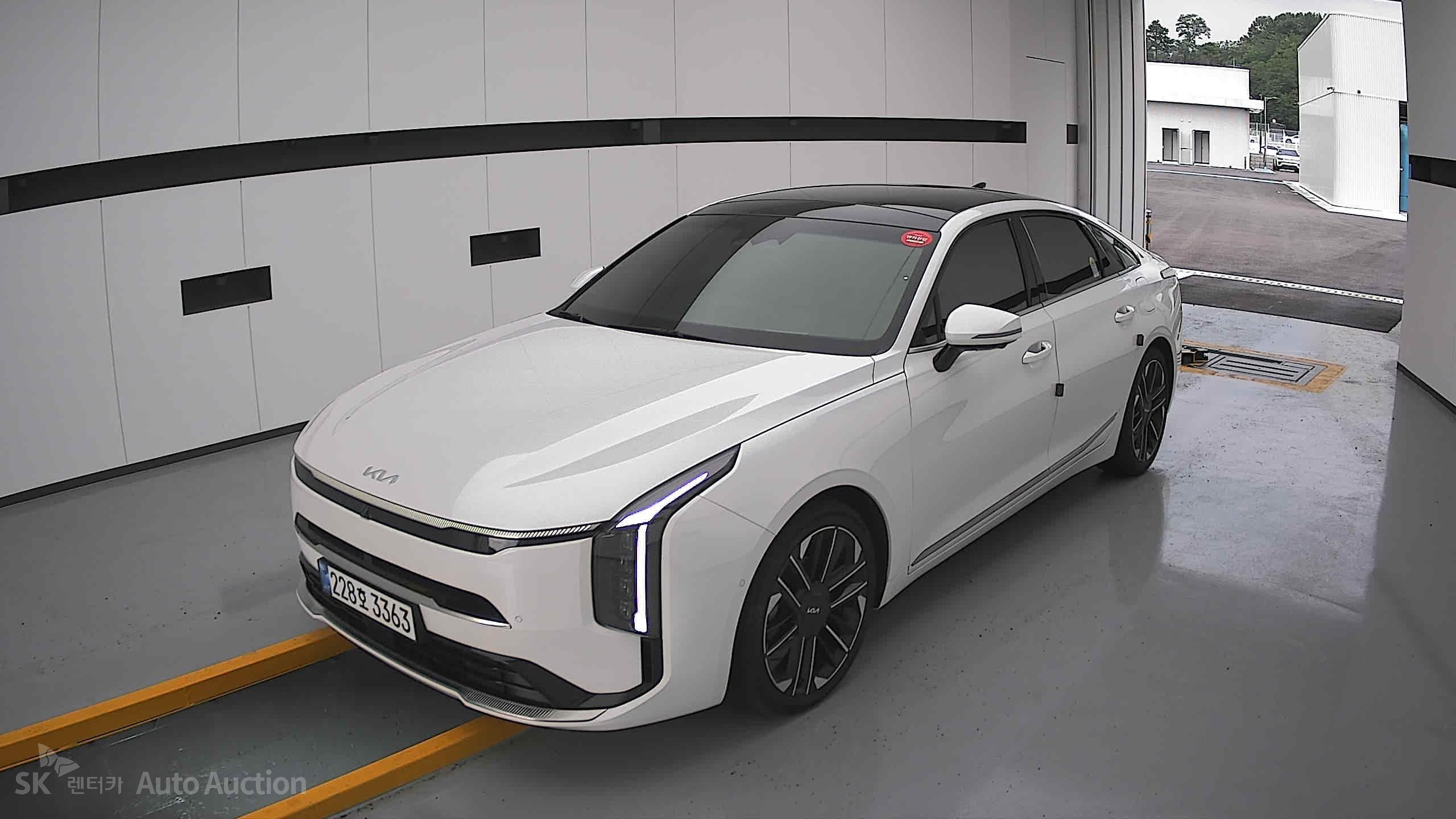 2025 - kia k8