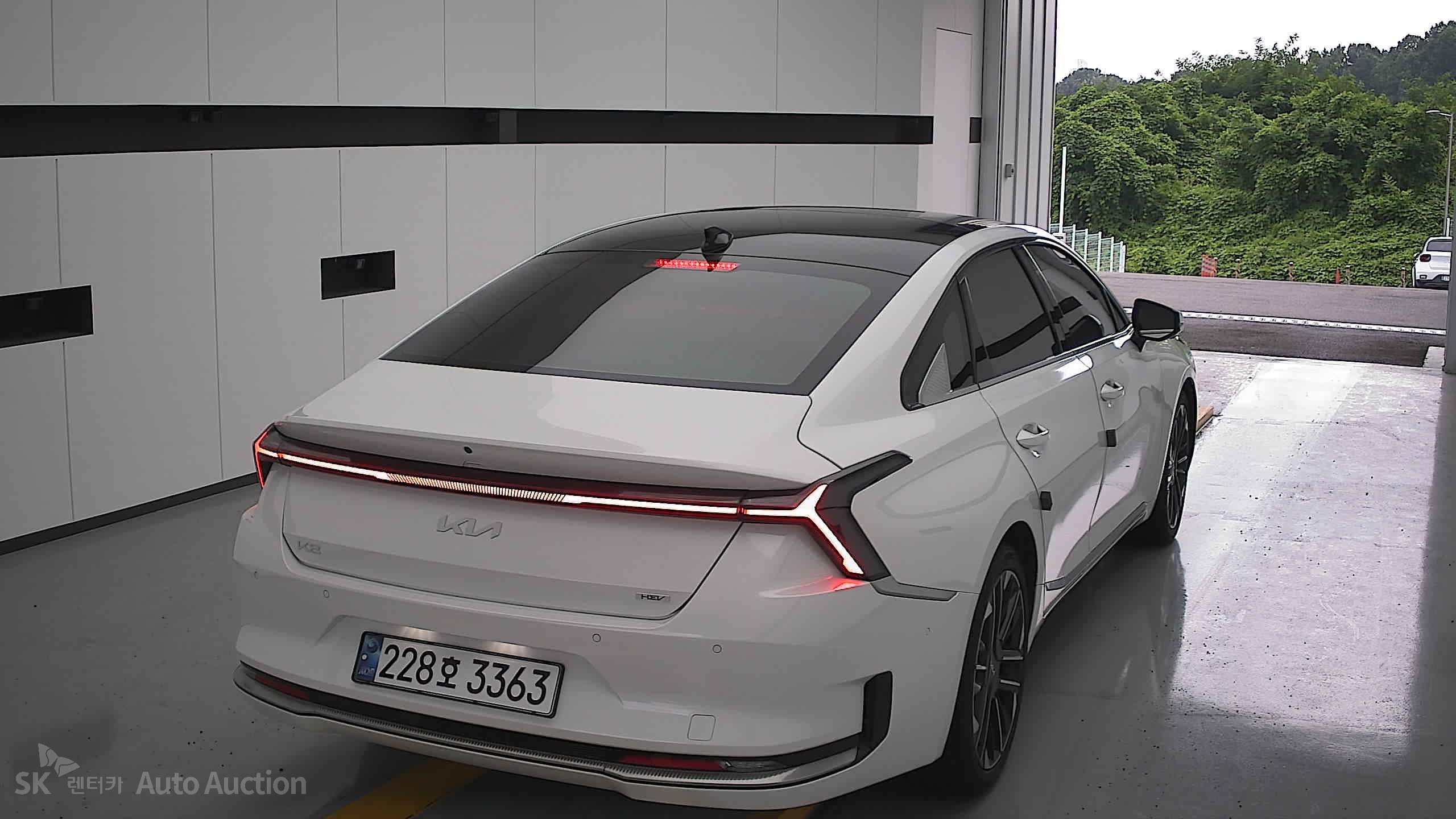 2025 - kia k8