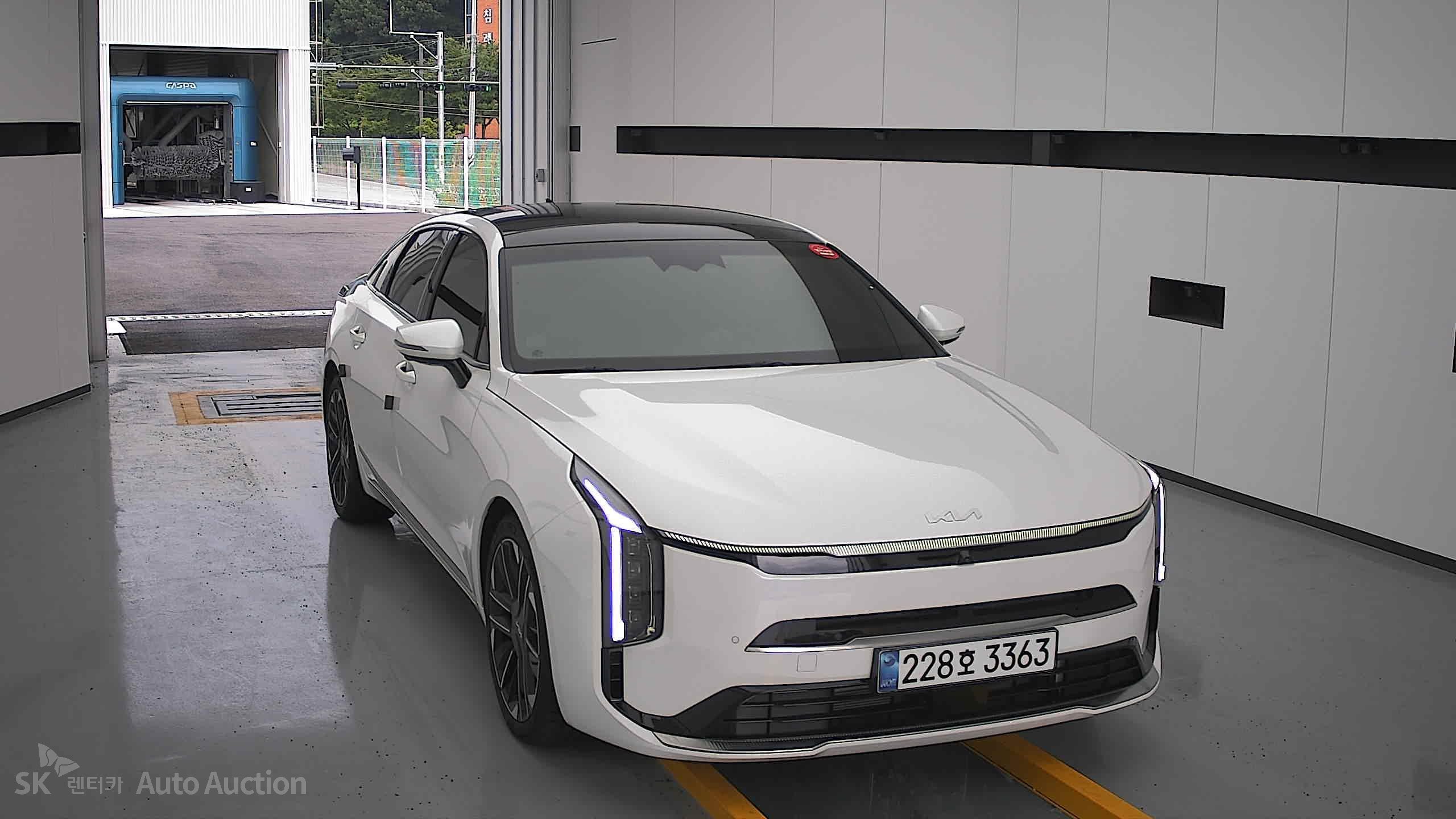 2025 - kia k8