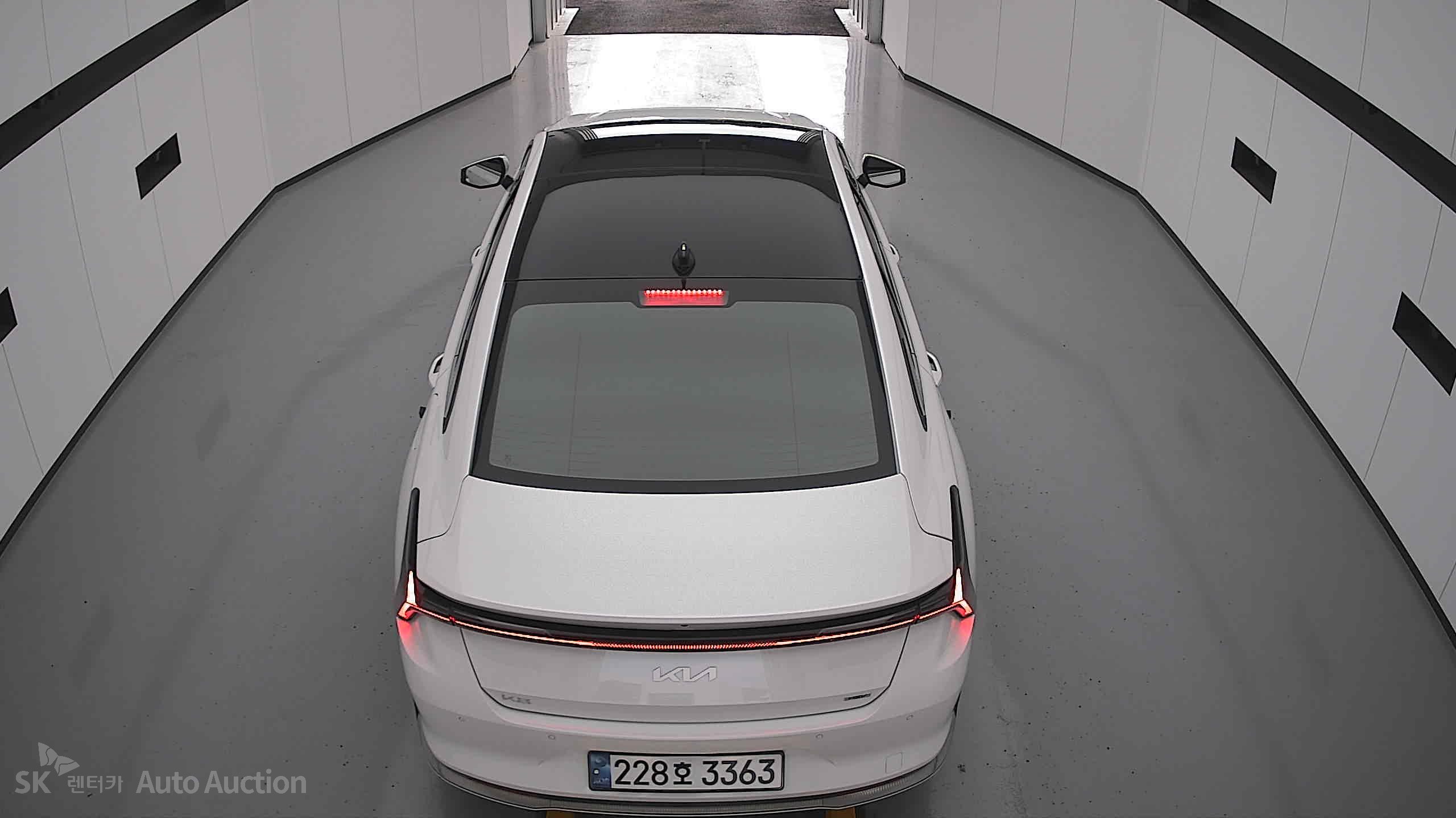 2025 - kia k8