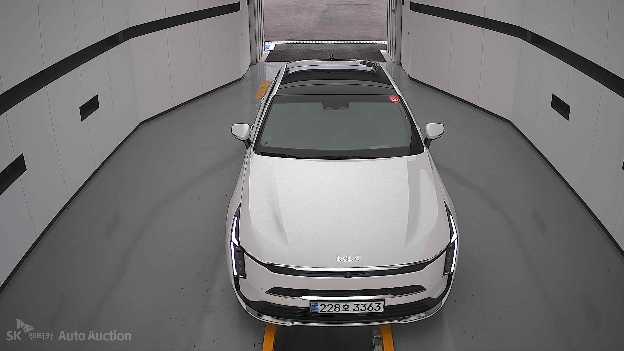 2025 - kia k8