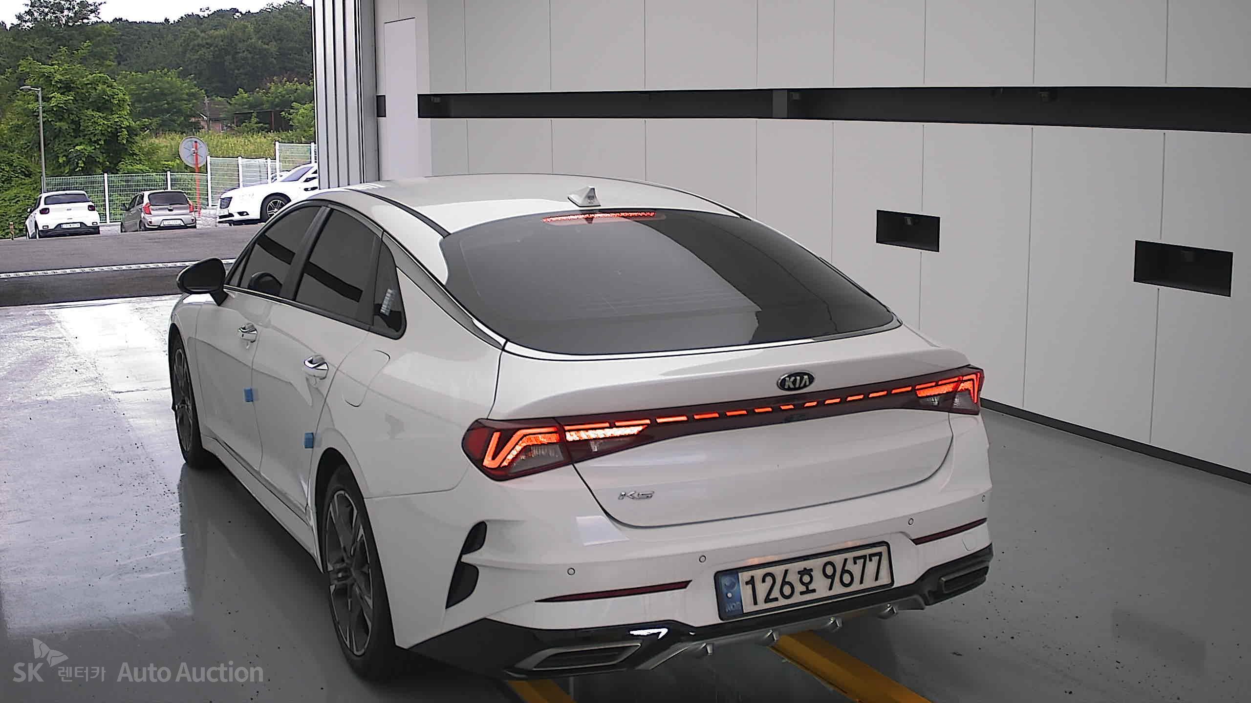 2021 - kia k5