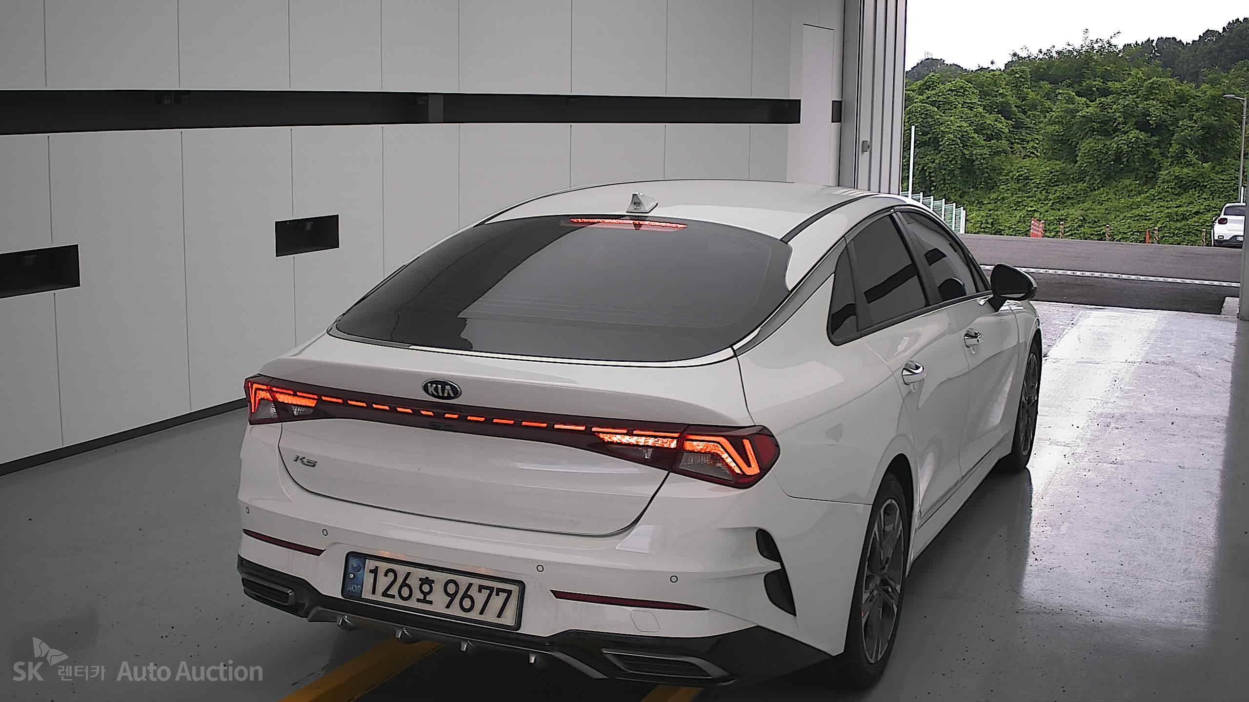 2021 - kia k5