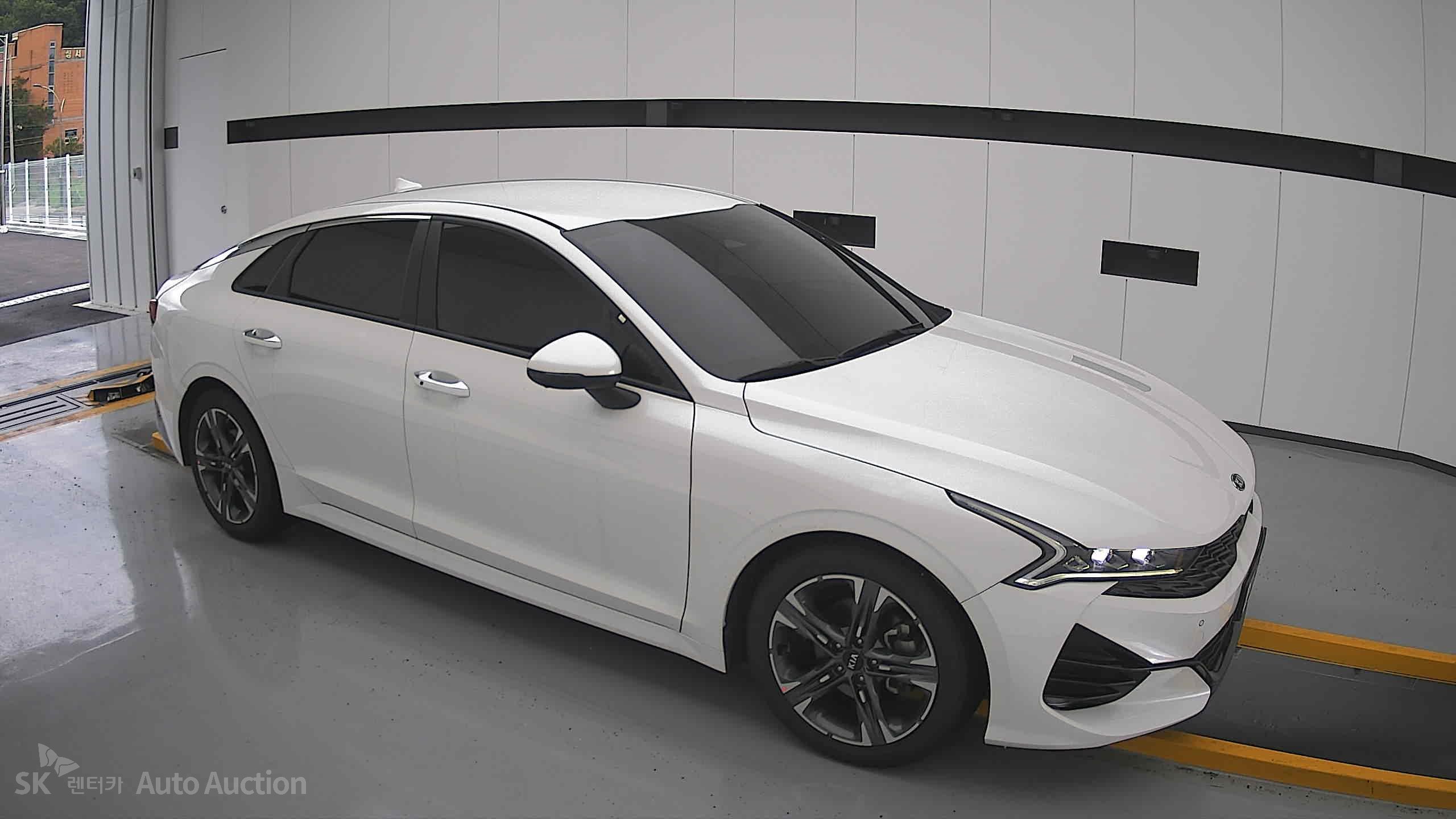 2021 - kia k5