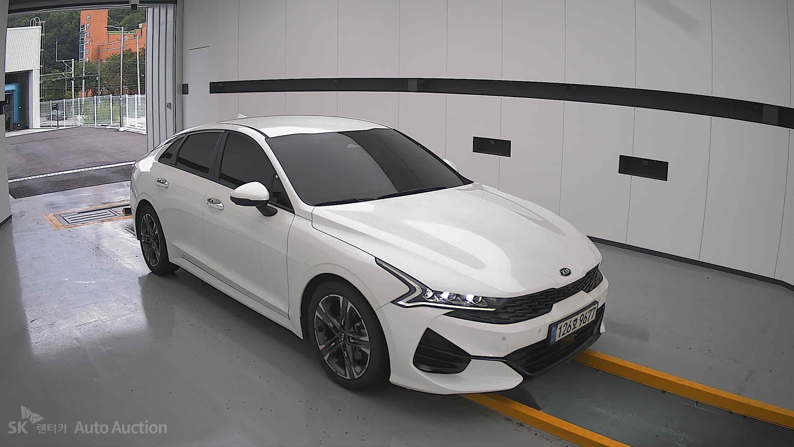 2021 - kia k5