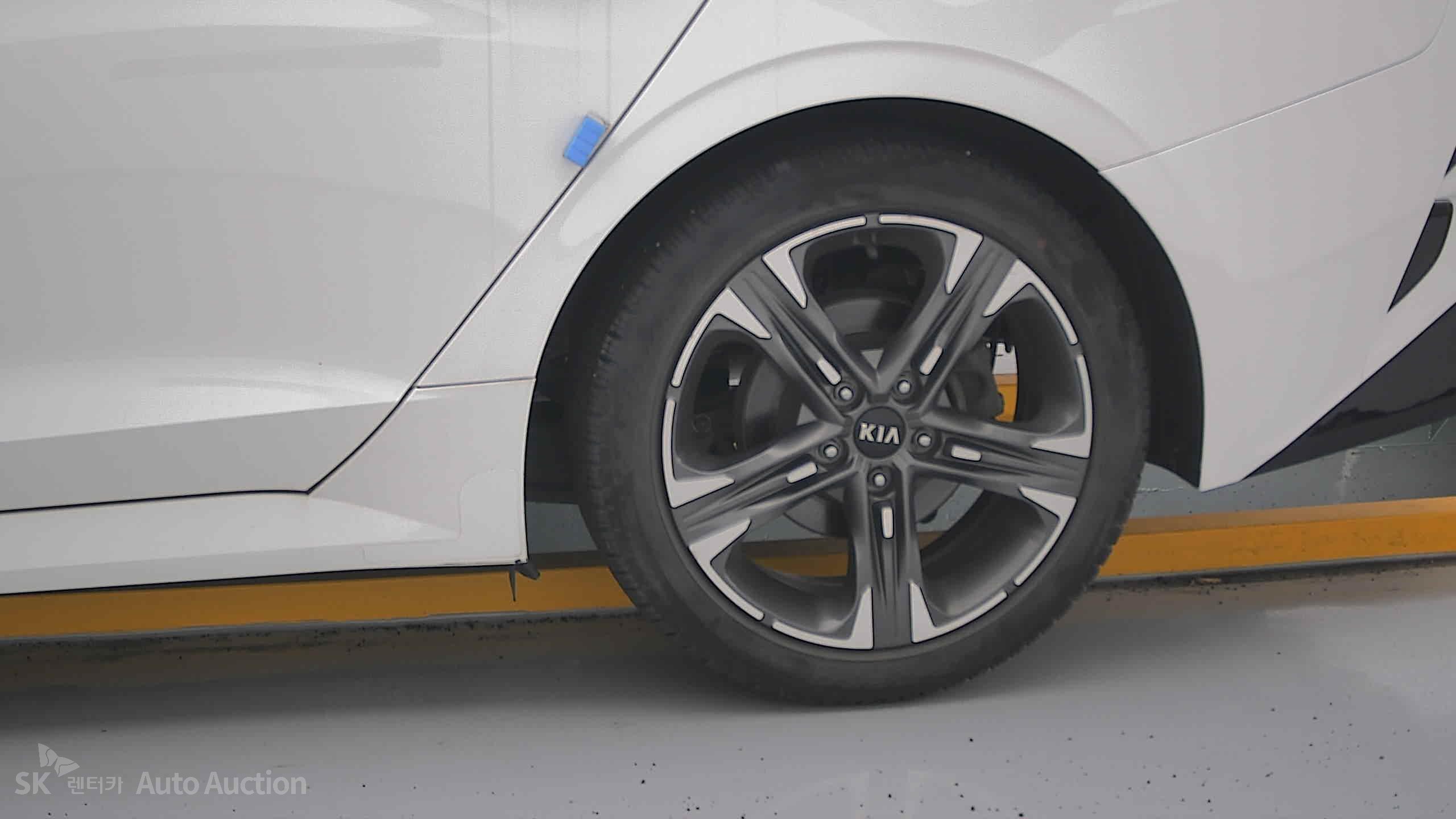 2021 - kia k5