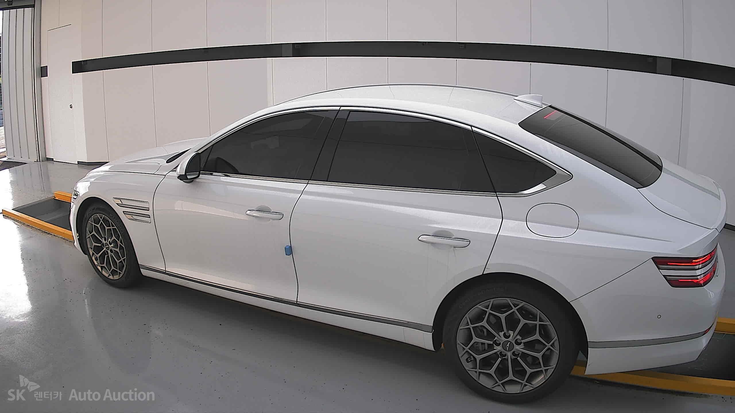 2024 - genesis g80