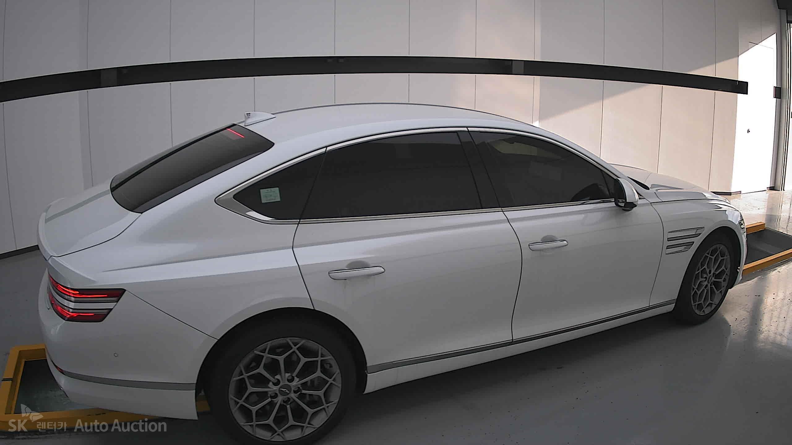 2024 - genesis g80
