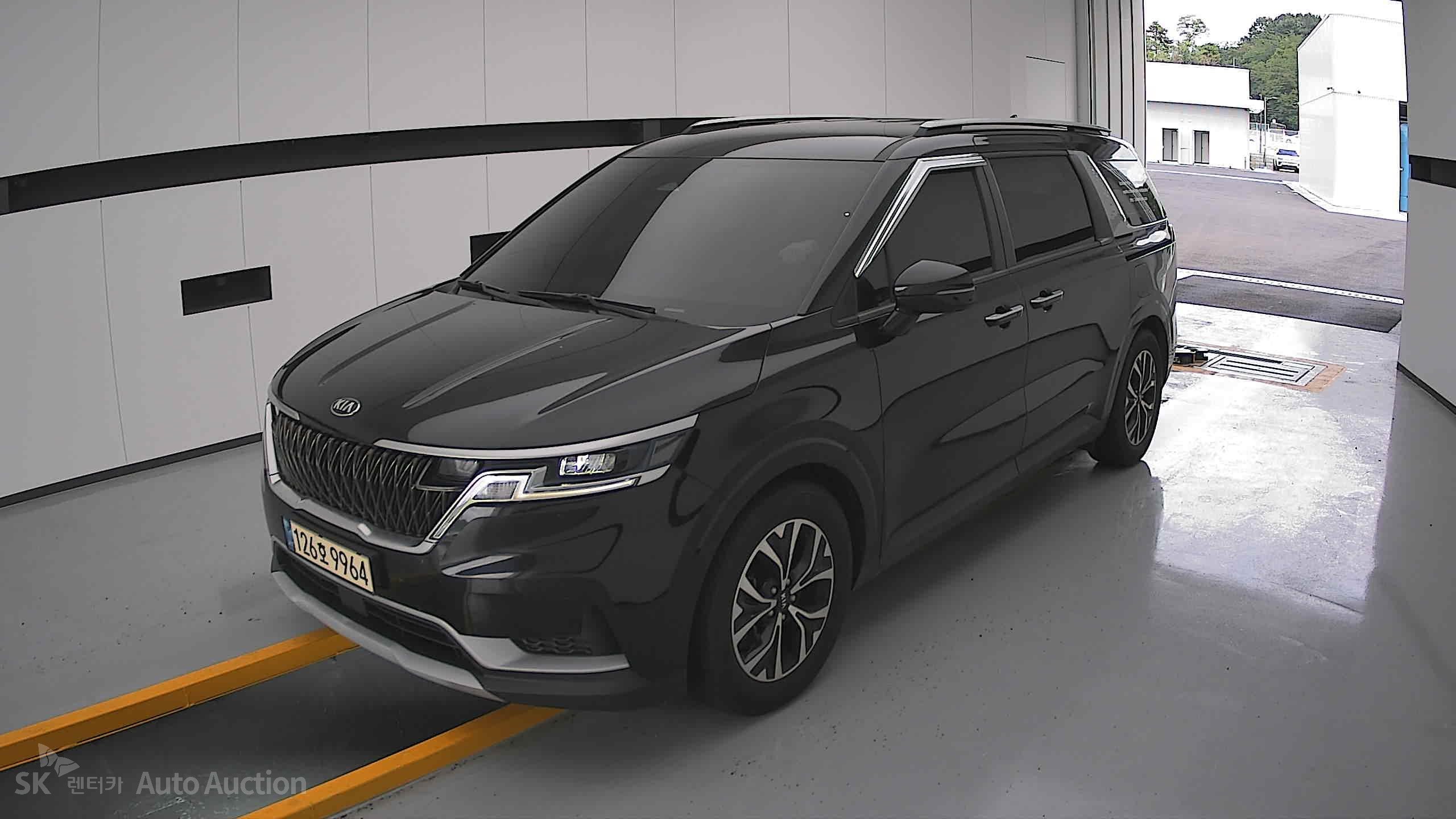2021 - kia carnival