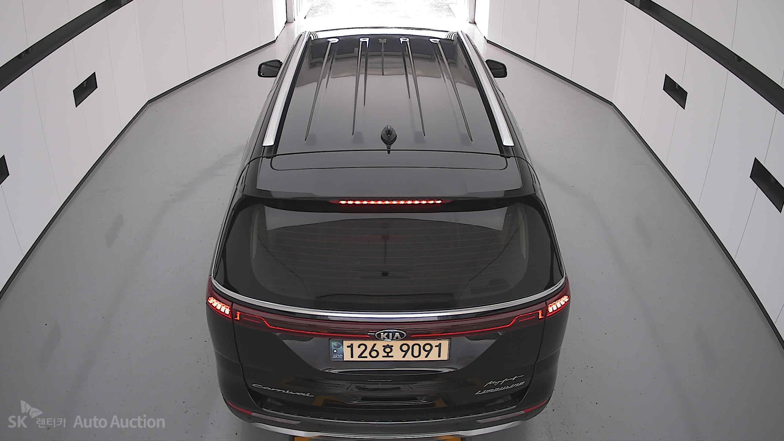 2021 - kia carnival