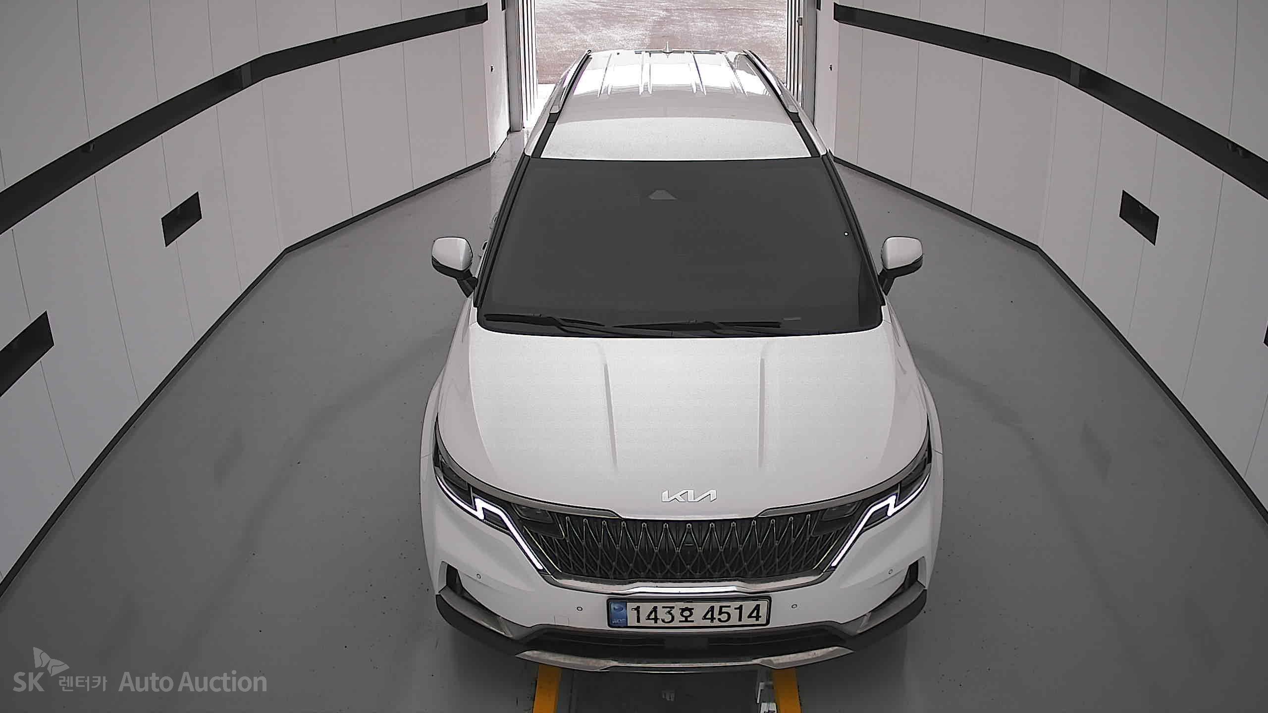 2023 - kia carnival