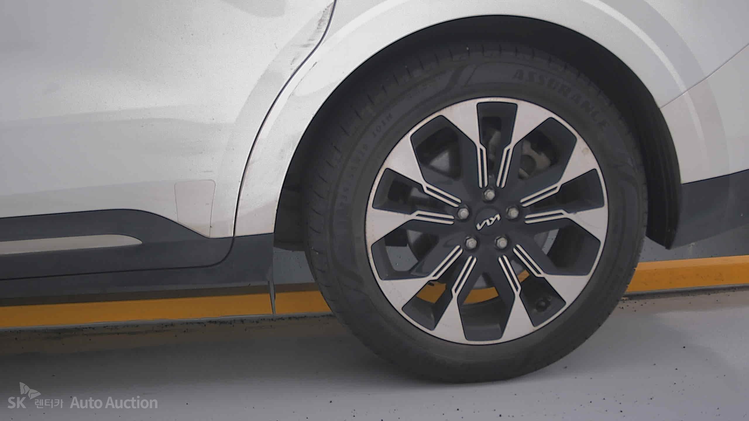 2023 - kia carnival