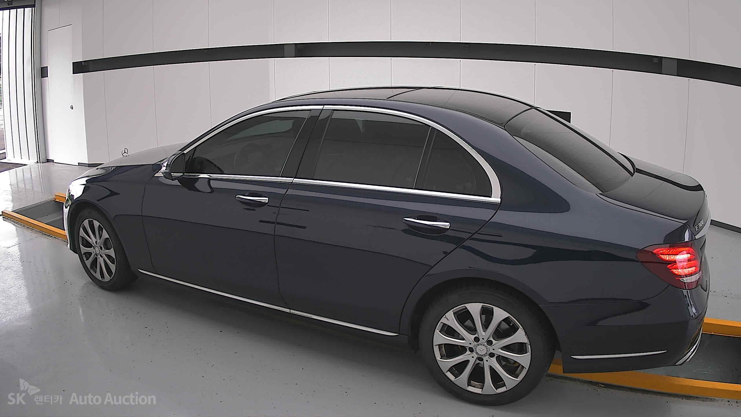 2017 - mercedes-benz e300