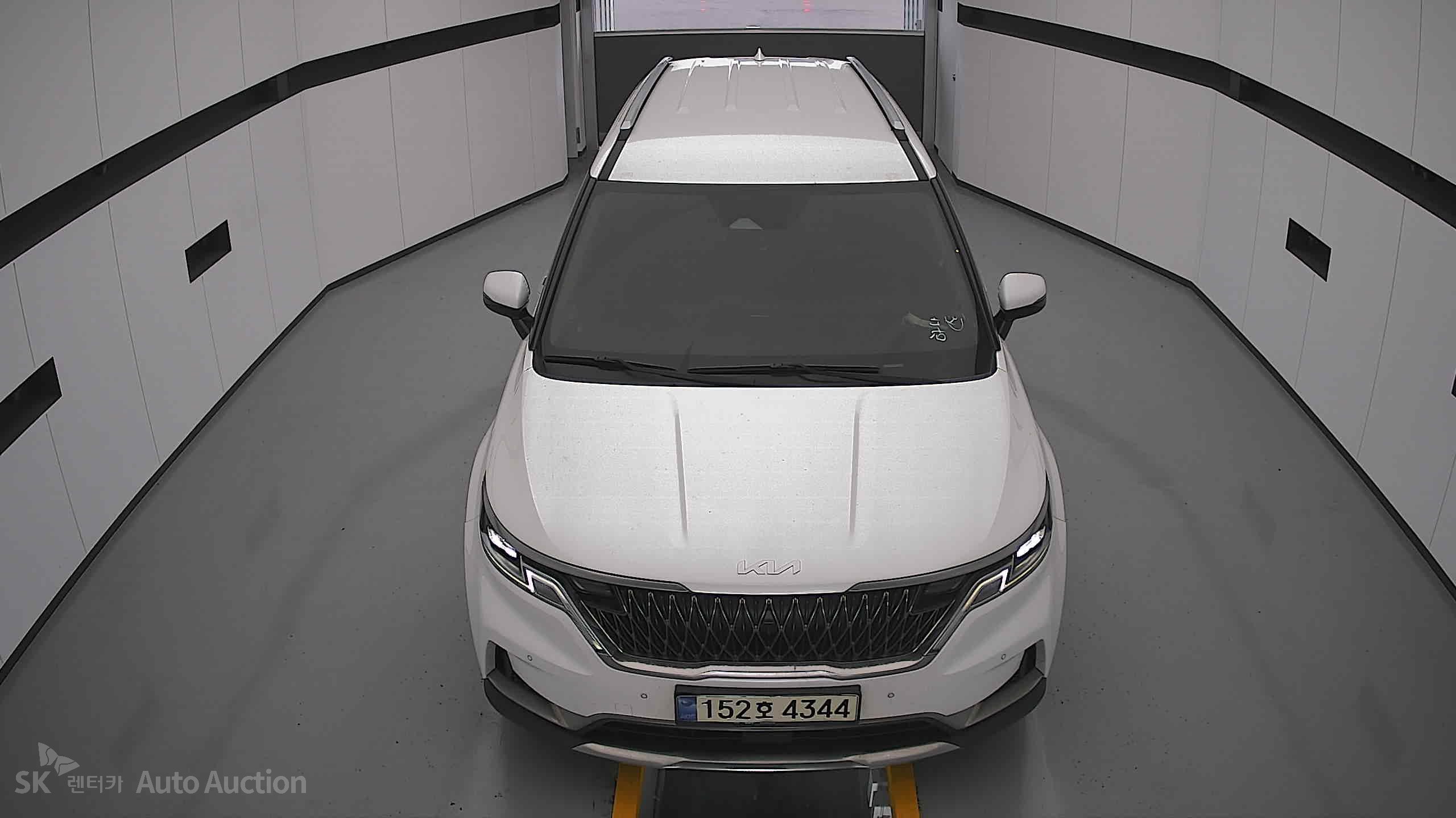 2023 - kia carnival