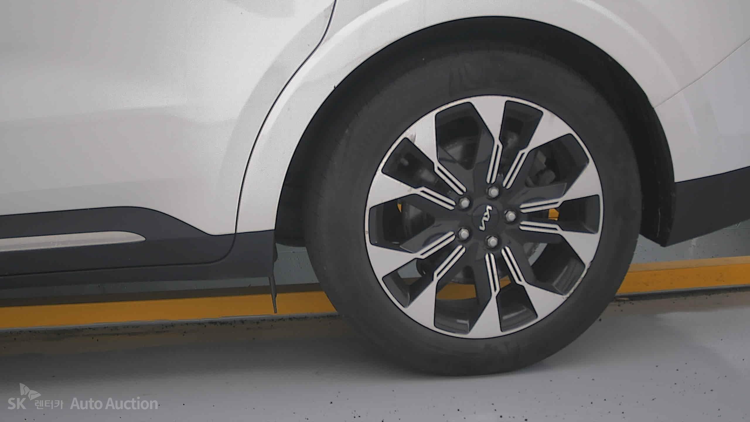2023 - kia carnival